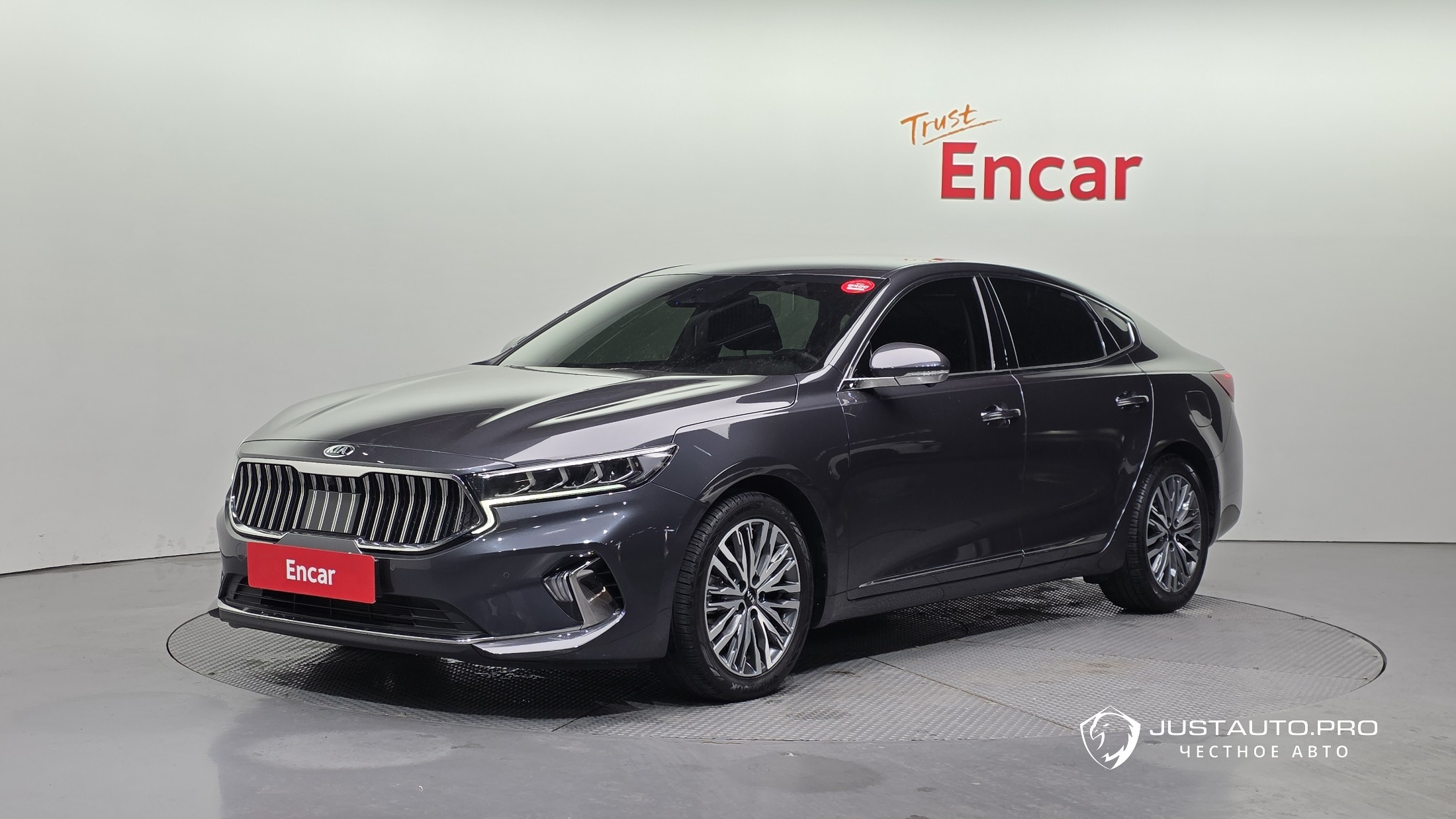 Автомобиль Kia K7