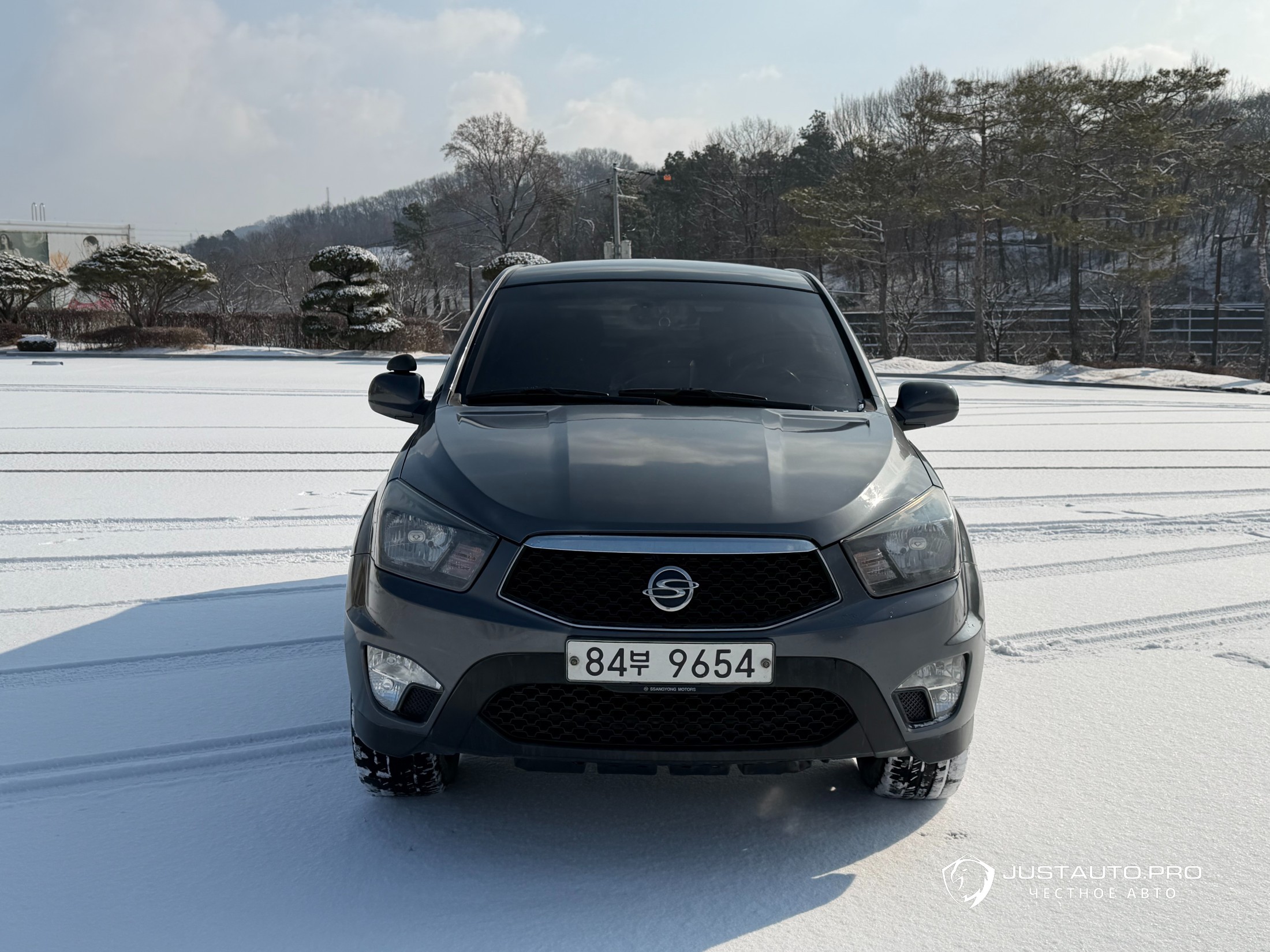 Автомобиль KG_Mobility_Ssangyong KORANDO