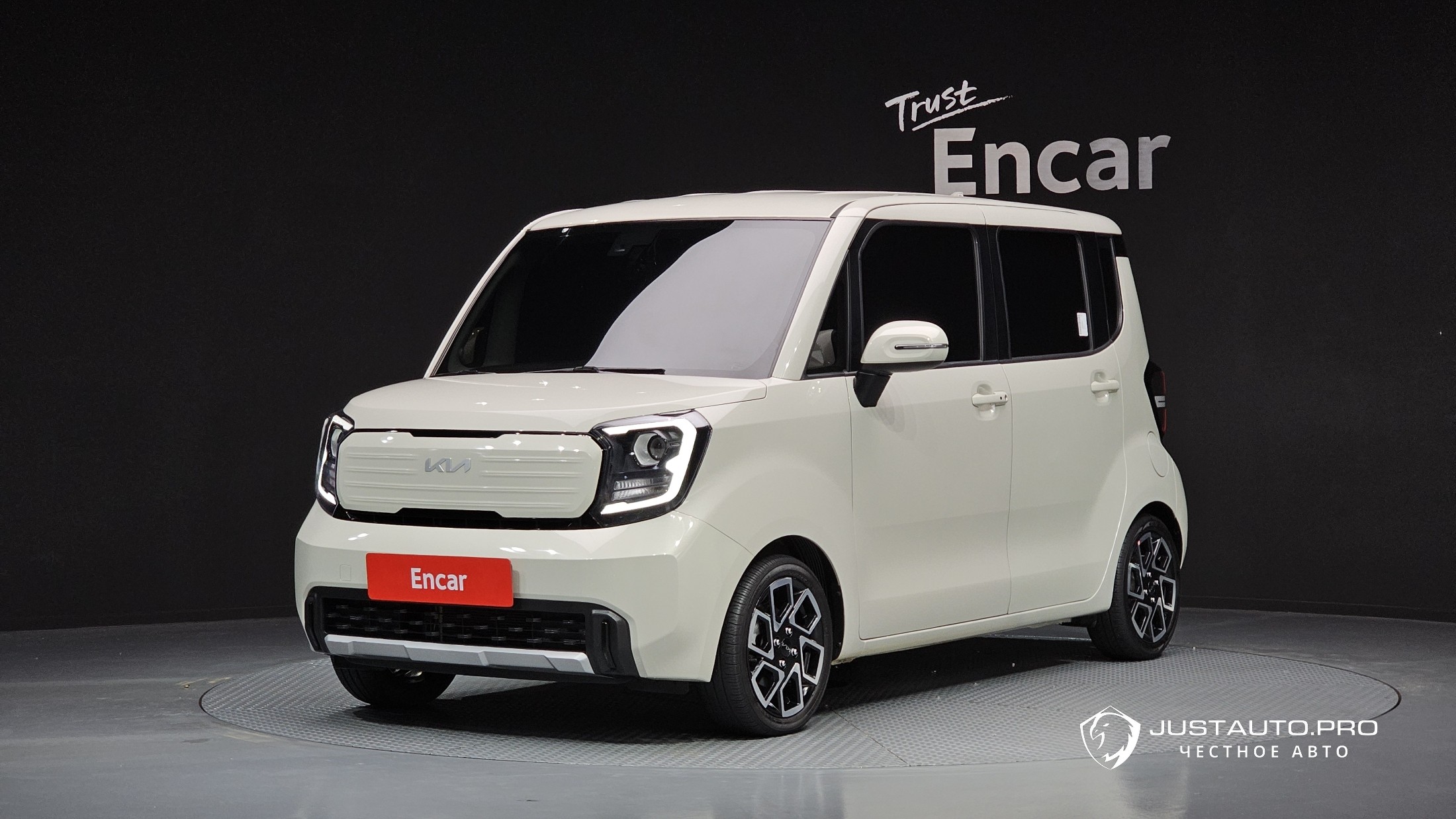 Автомобиль Kia RAY