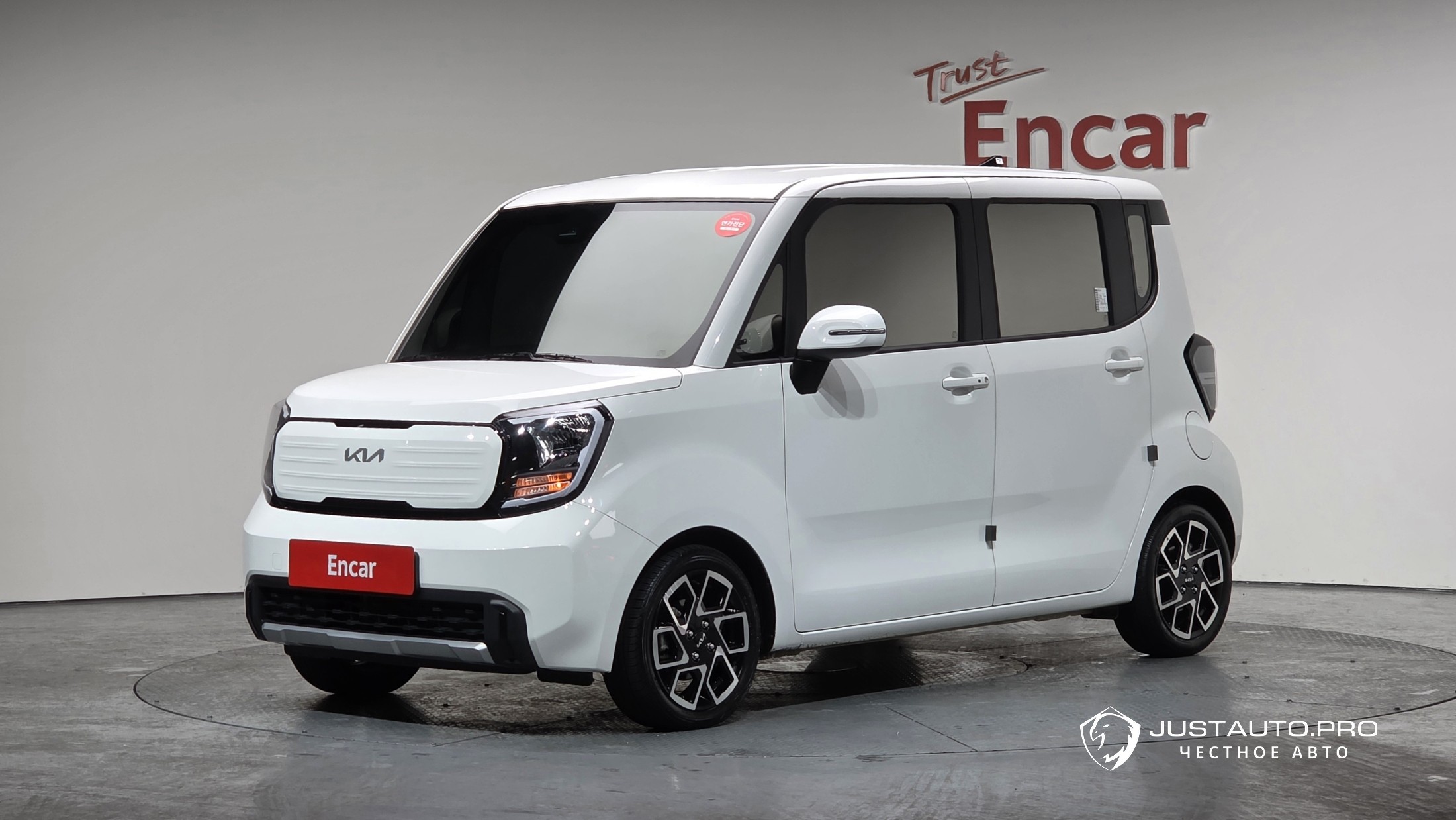 Автомобиль Kia RAY