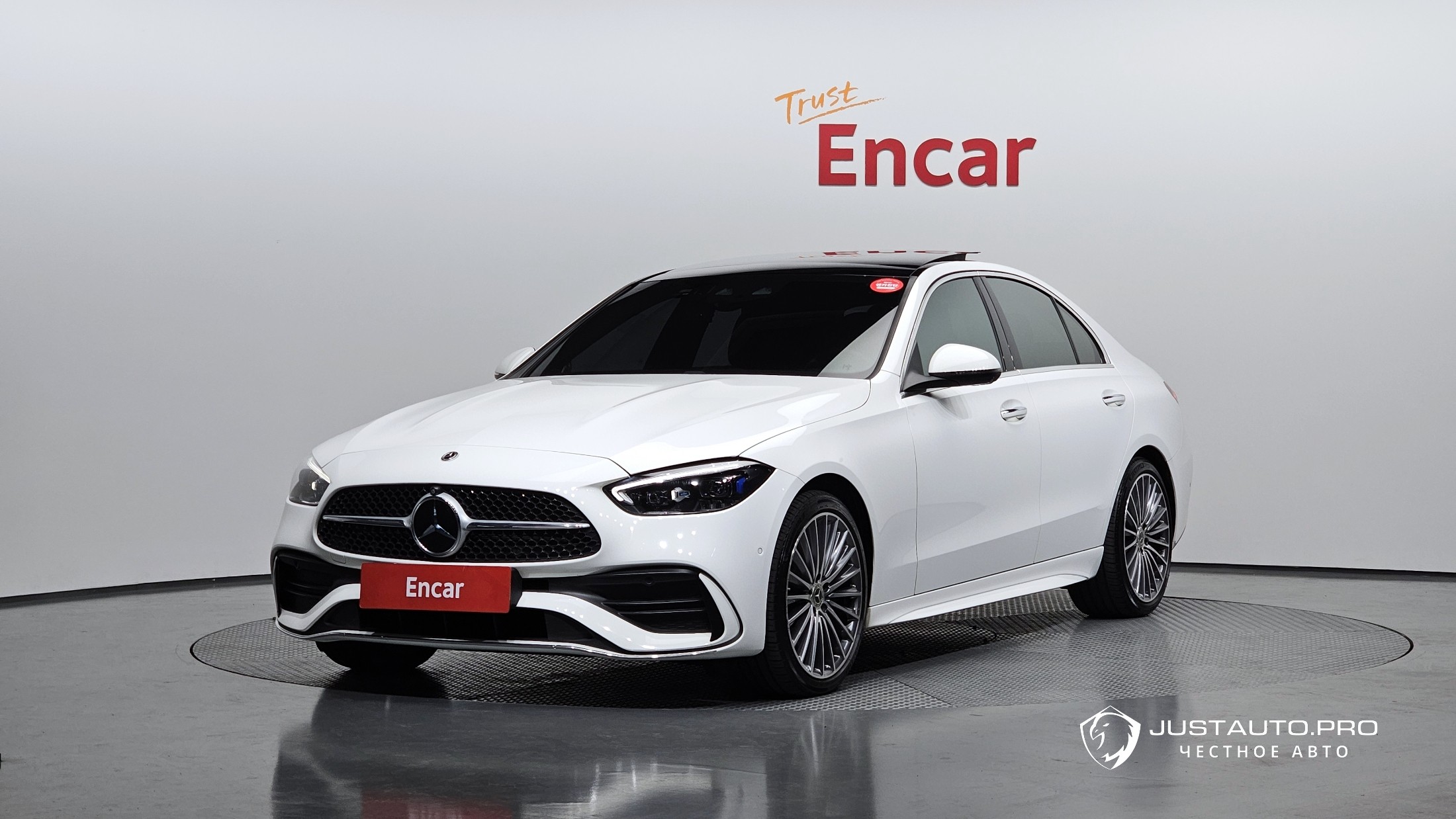 Автомобиль Mercedes-Benz C-Class