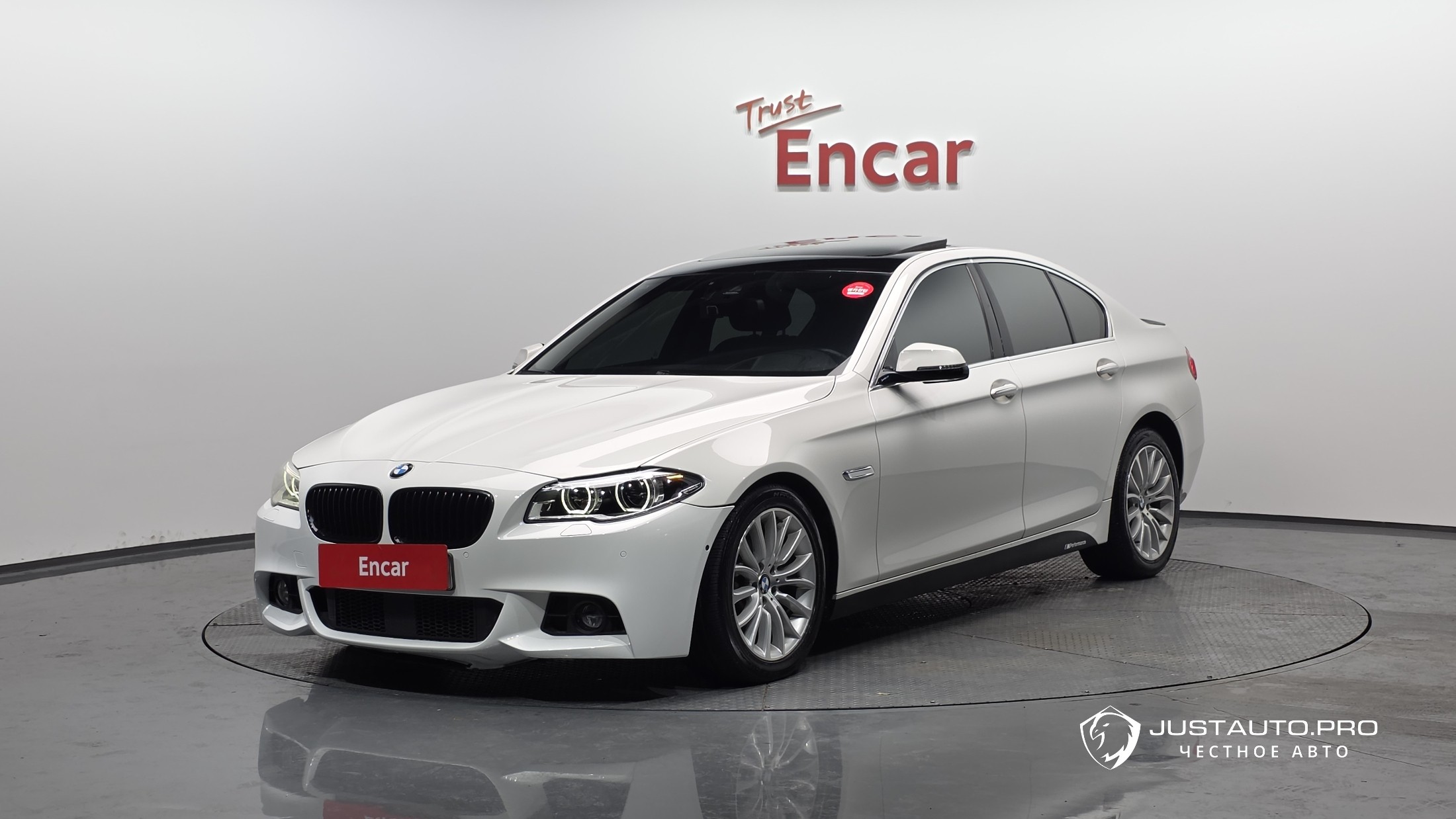 Автомобиль BMW 5-Series