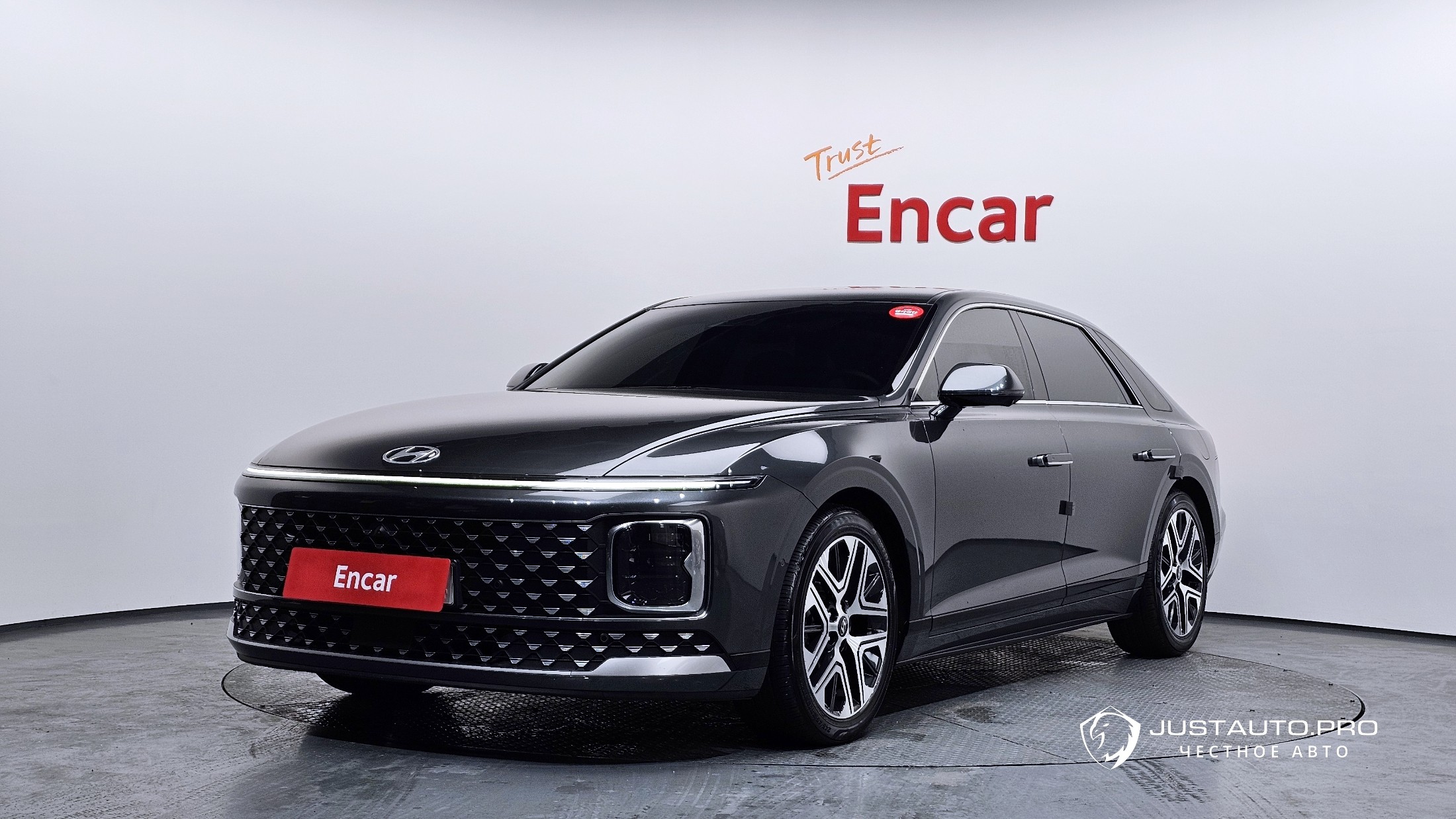 Автомобиль Hyundai Grandeur