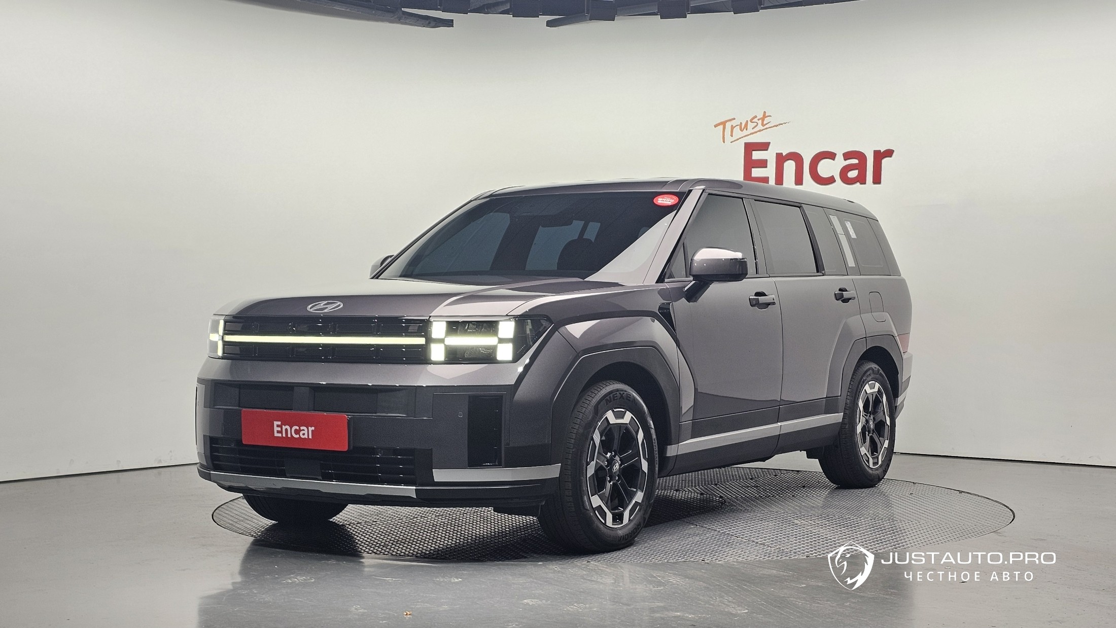 Автомобиль Hyundai Santafe