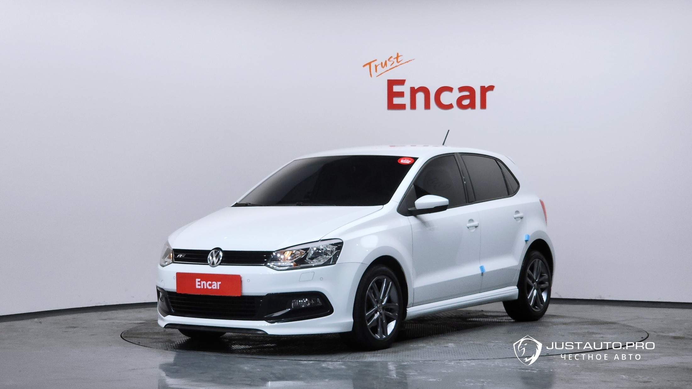 Автомобиль Volkswagen Polo