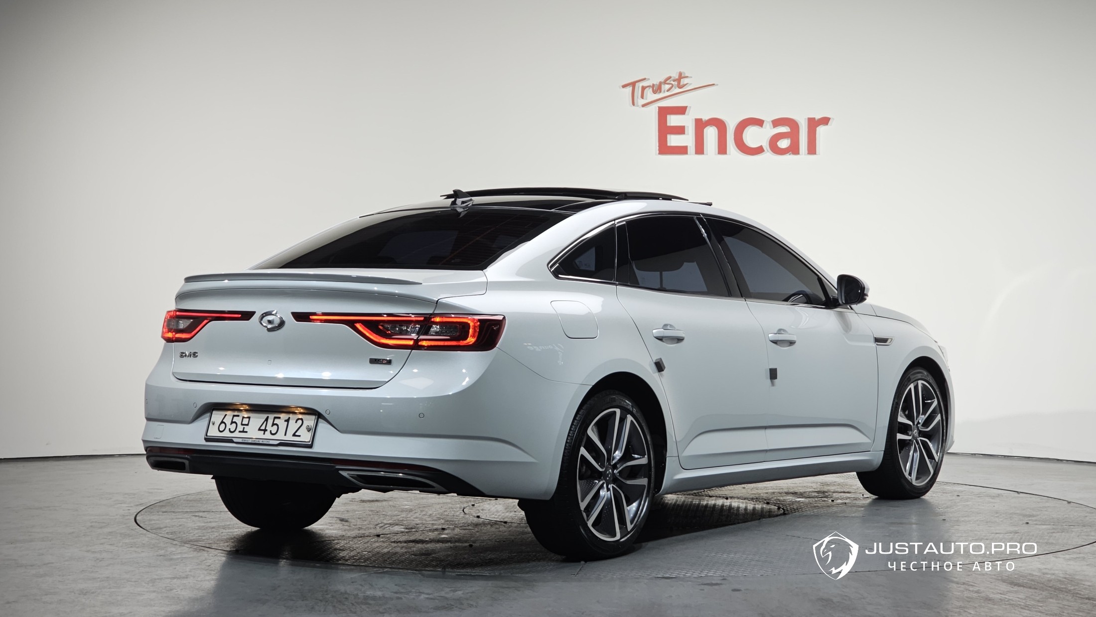 Автомобиль Renault-KoreaSamsung SM6