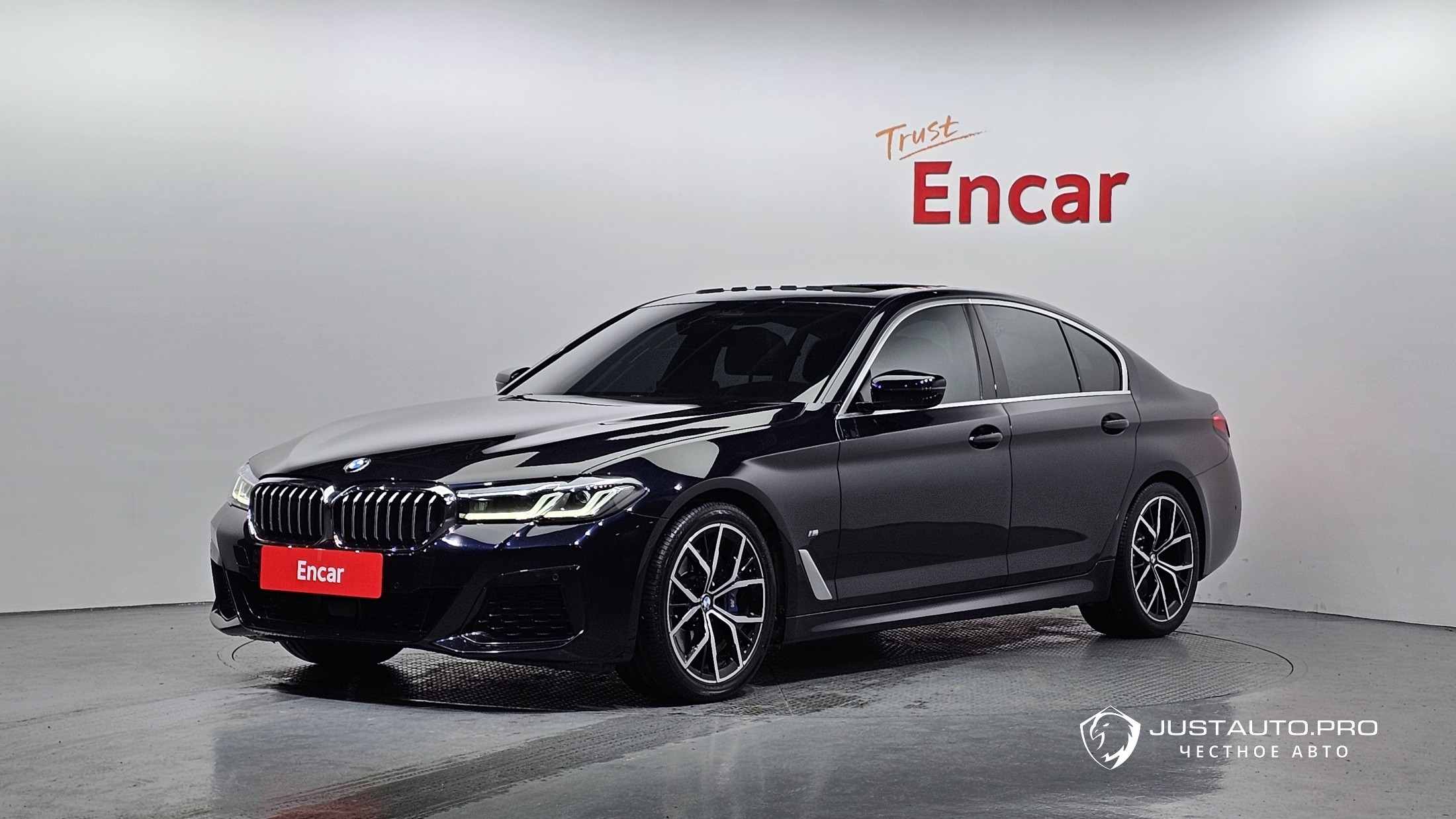 Автомобиль BMW 5-Series