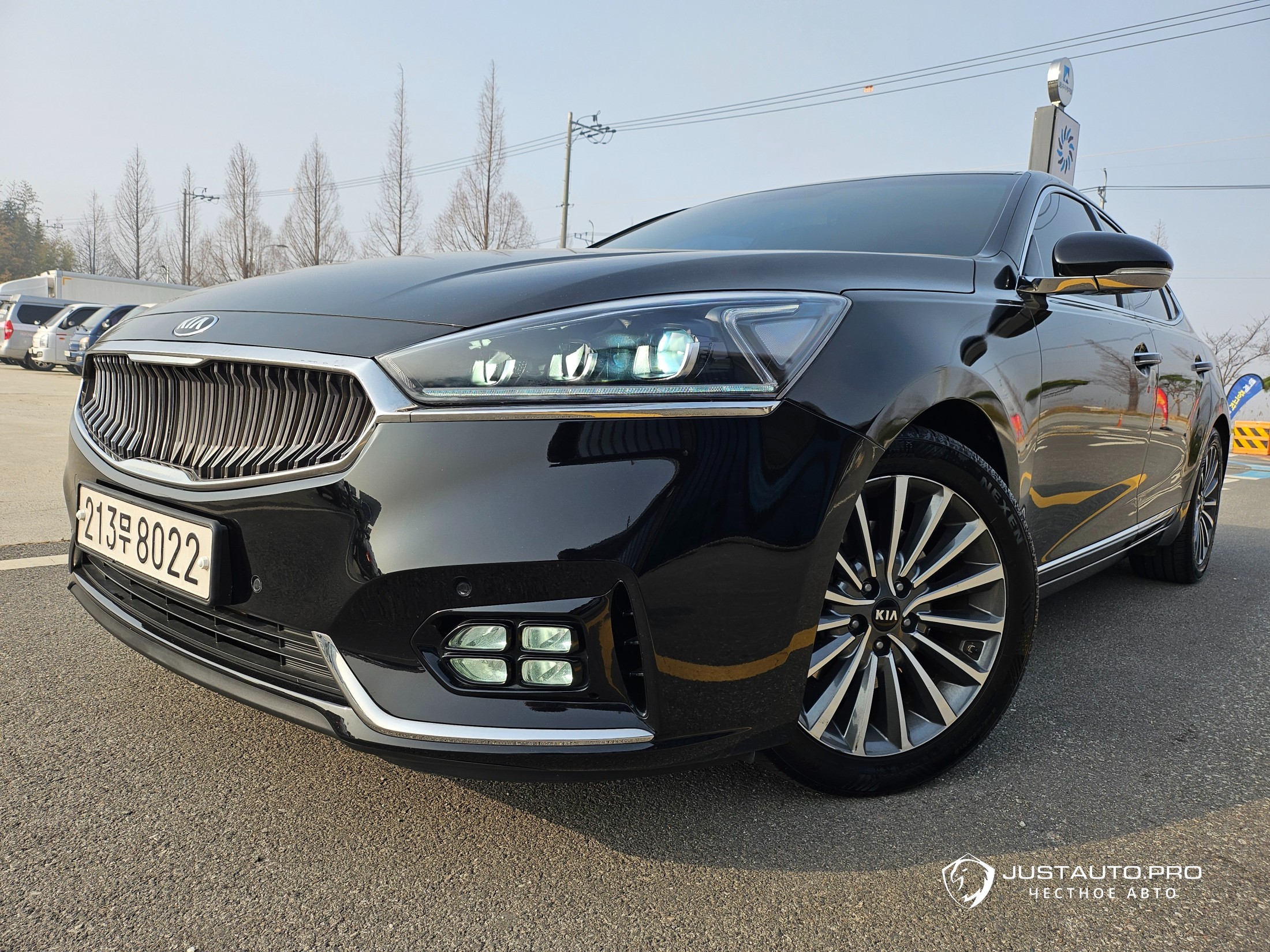 Автомобиль Kia K7