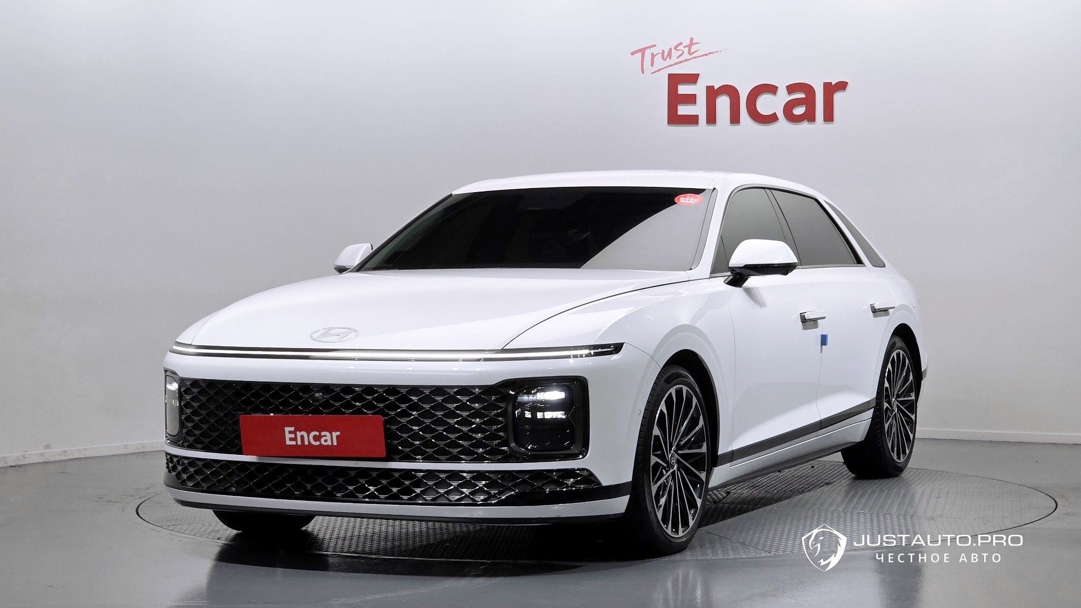 Автомобиль Hyundai Grandeur