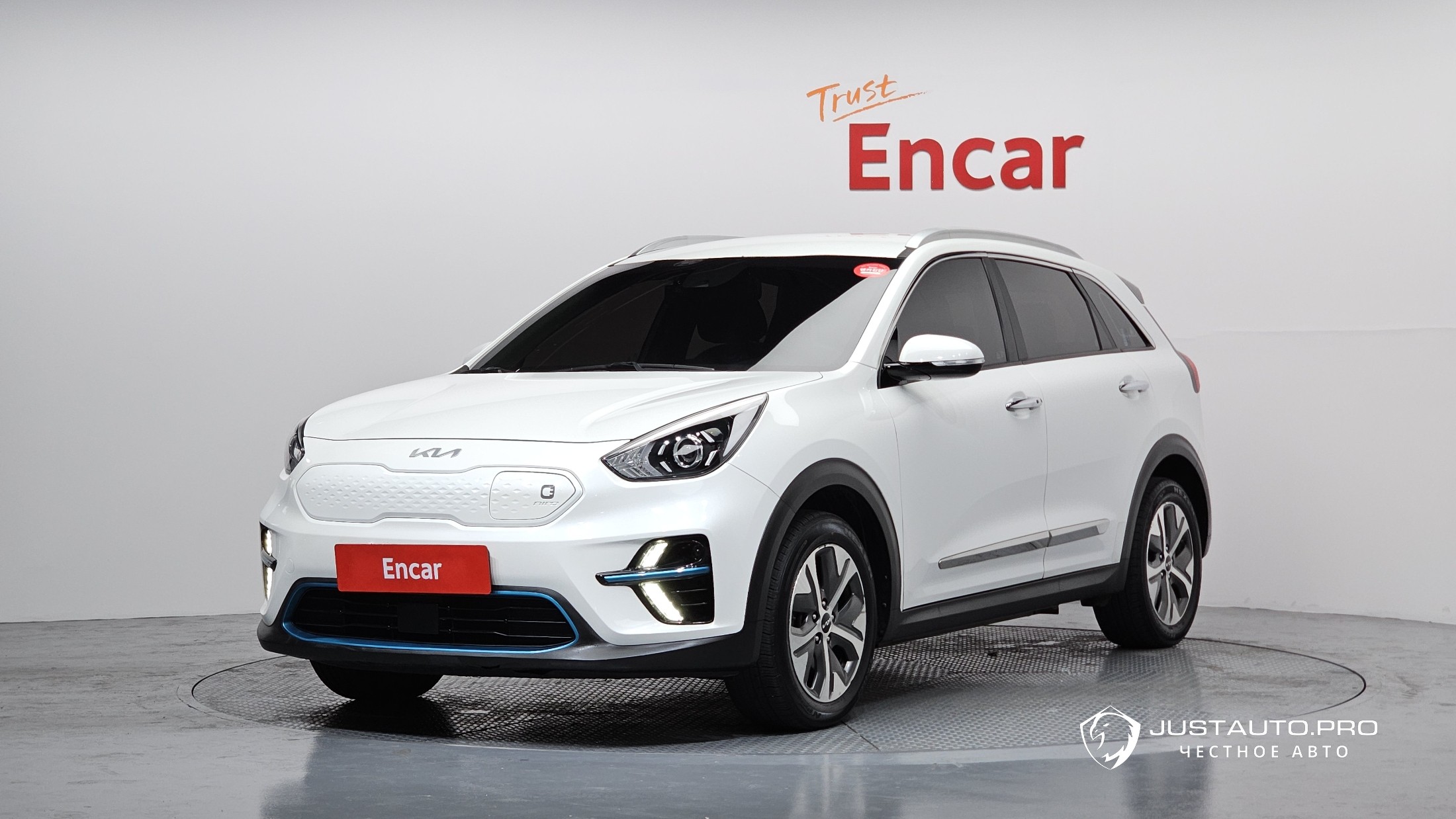 Автомобиль Kia Niro