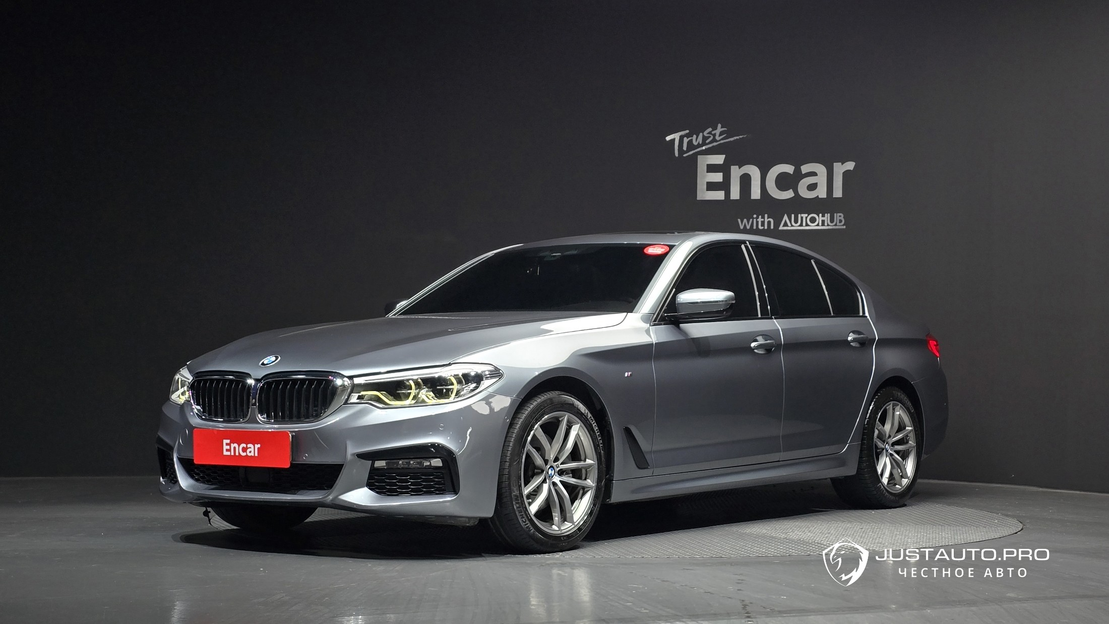 Автомобиль BMW 5-Series