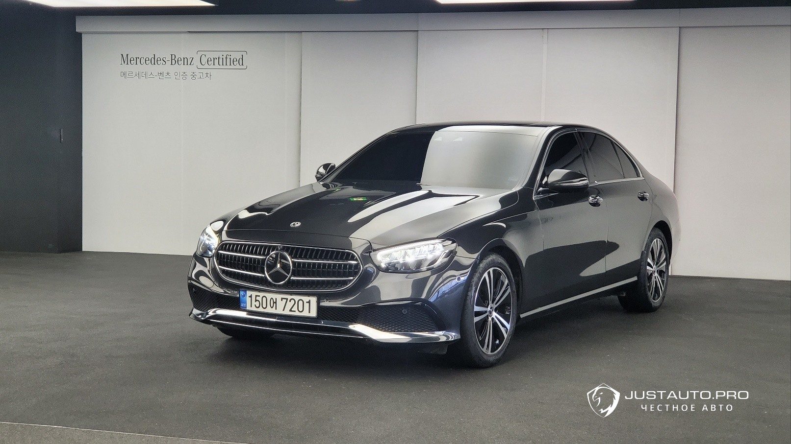 Автомобиль Mercedes-Benz E-Class