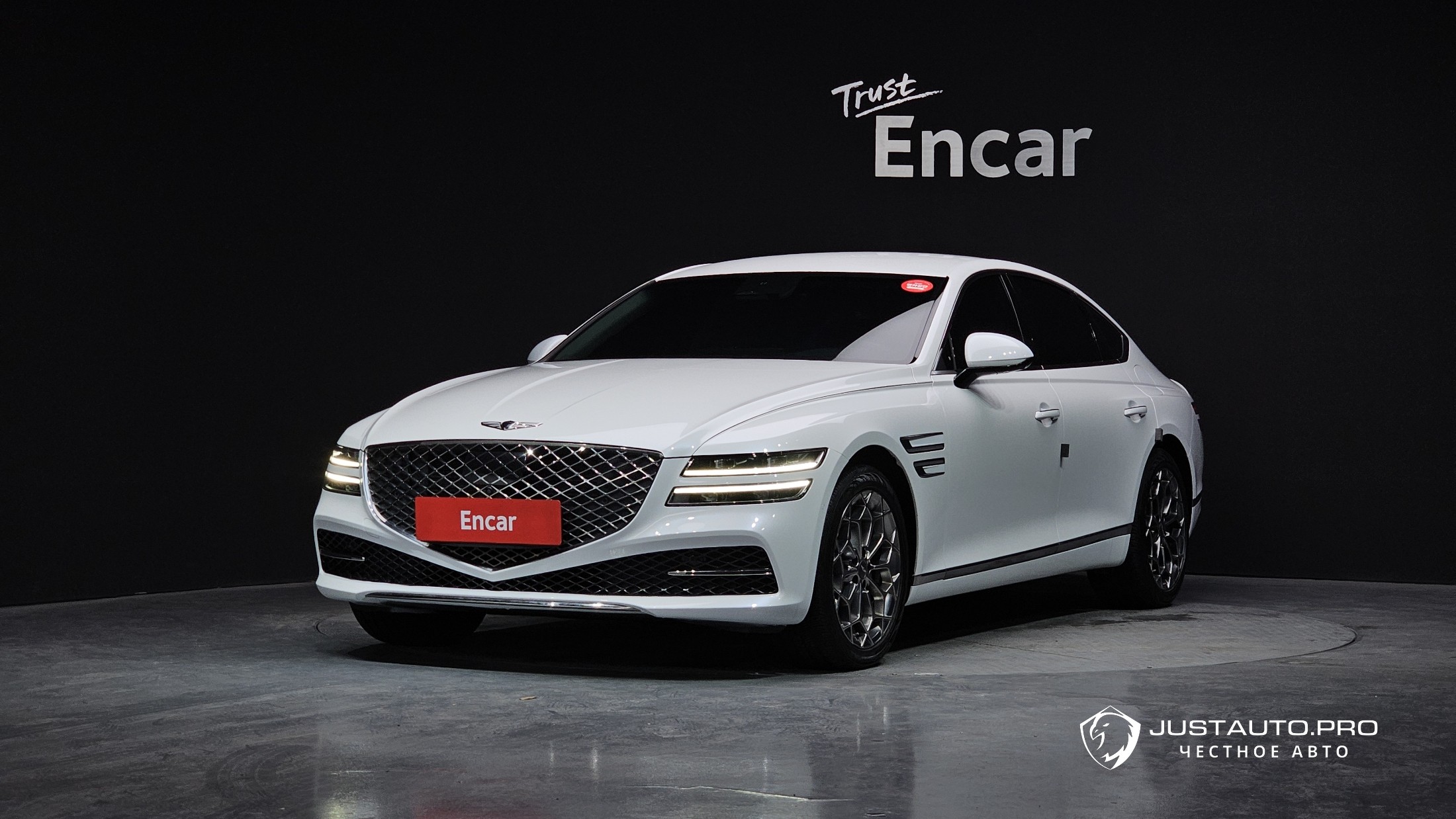 Автомобиль Genesis G80