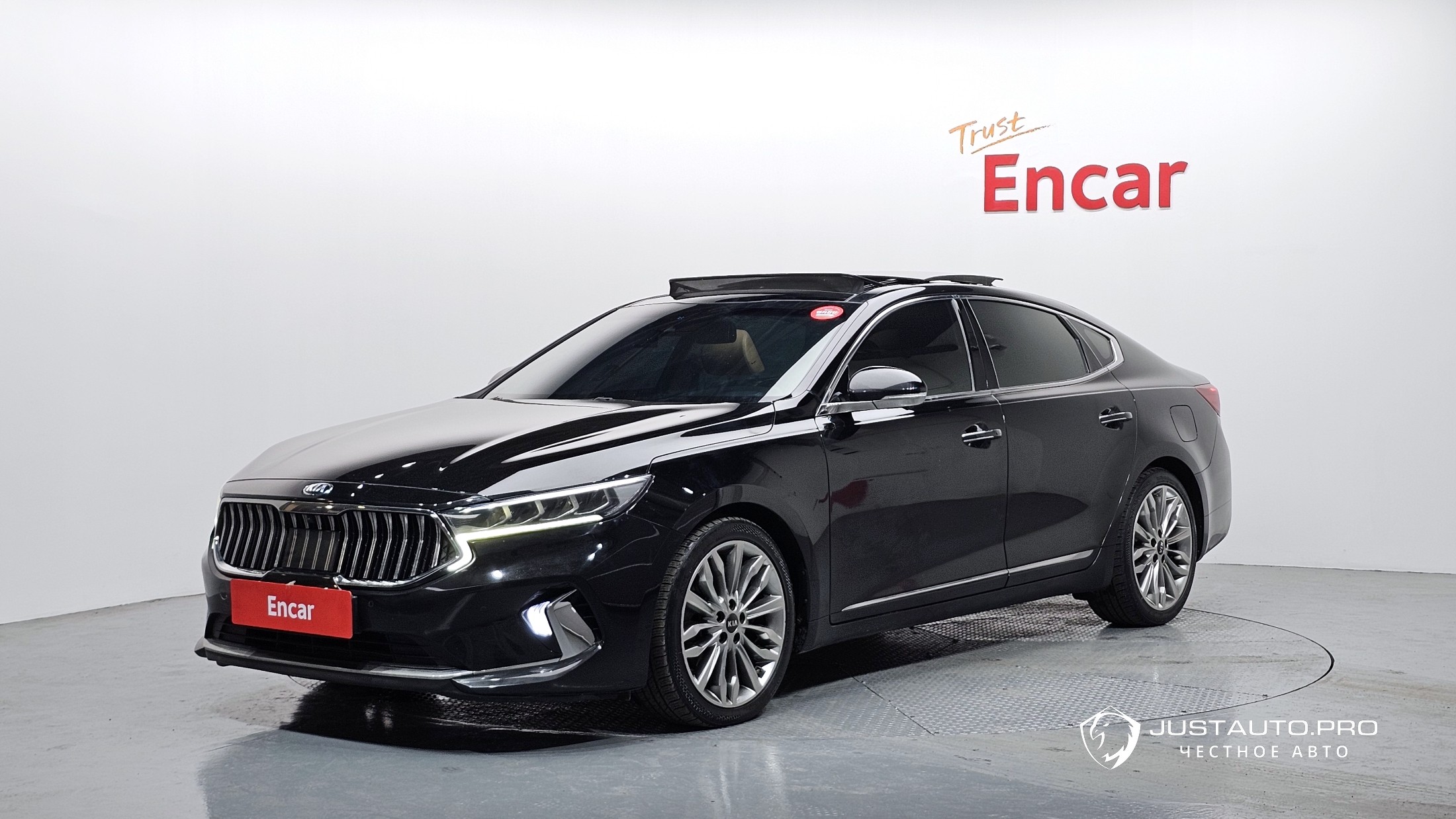 Автомобиль Kia K7