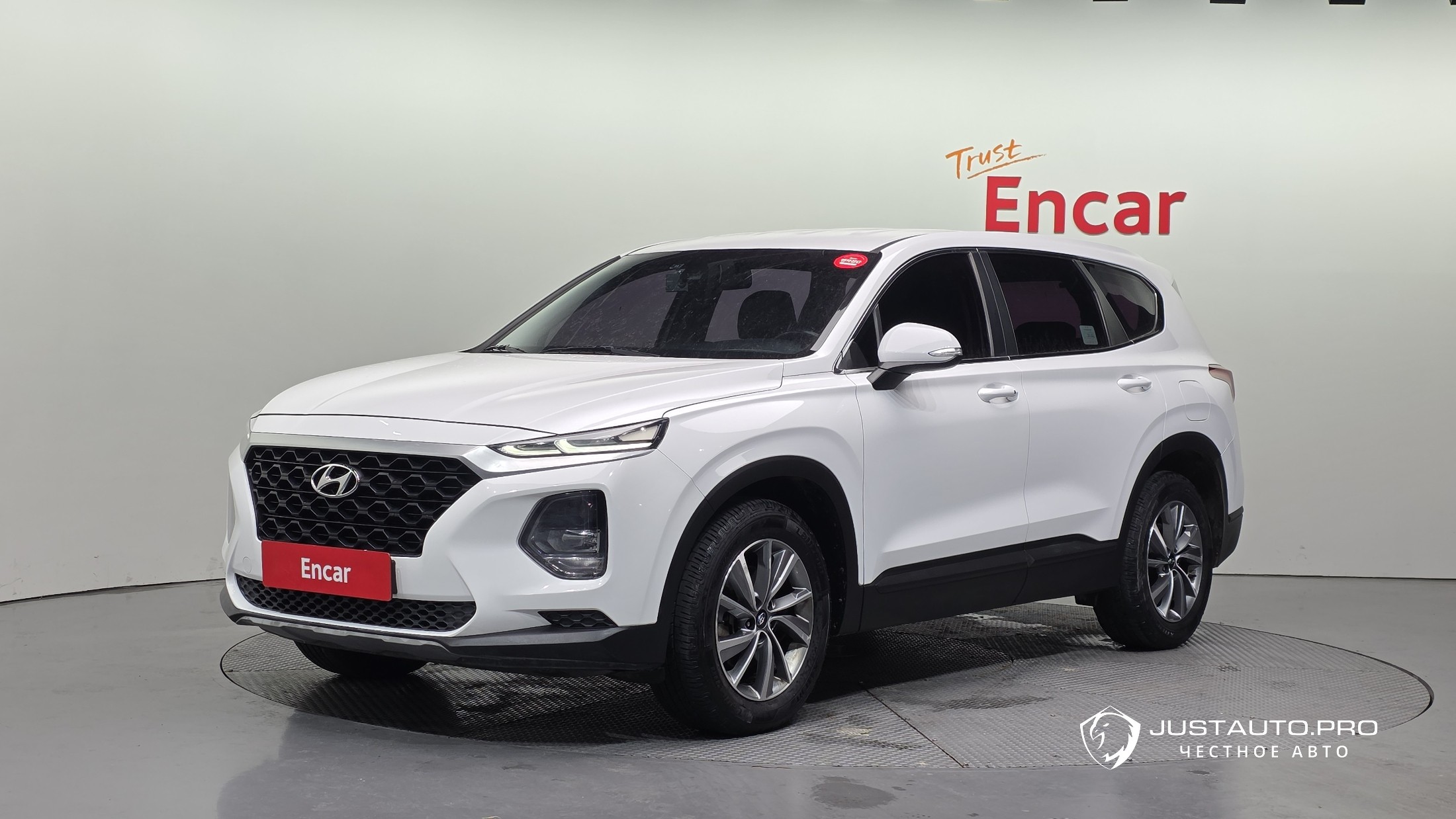 Автомобиль Hyundai Santafe