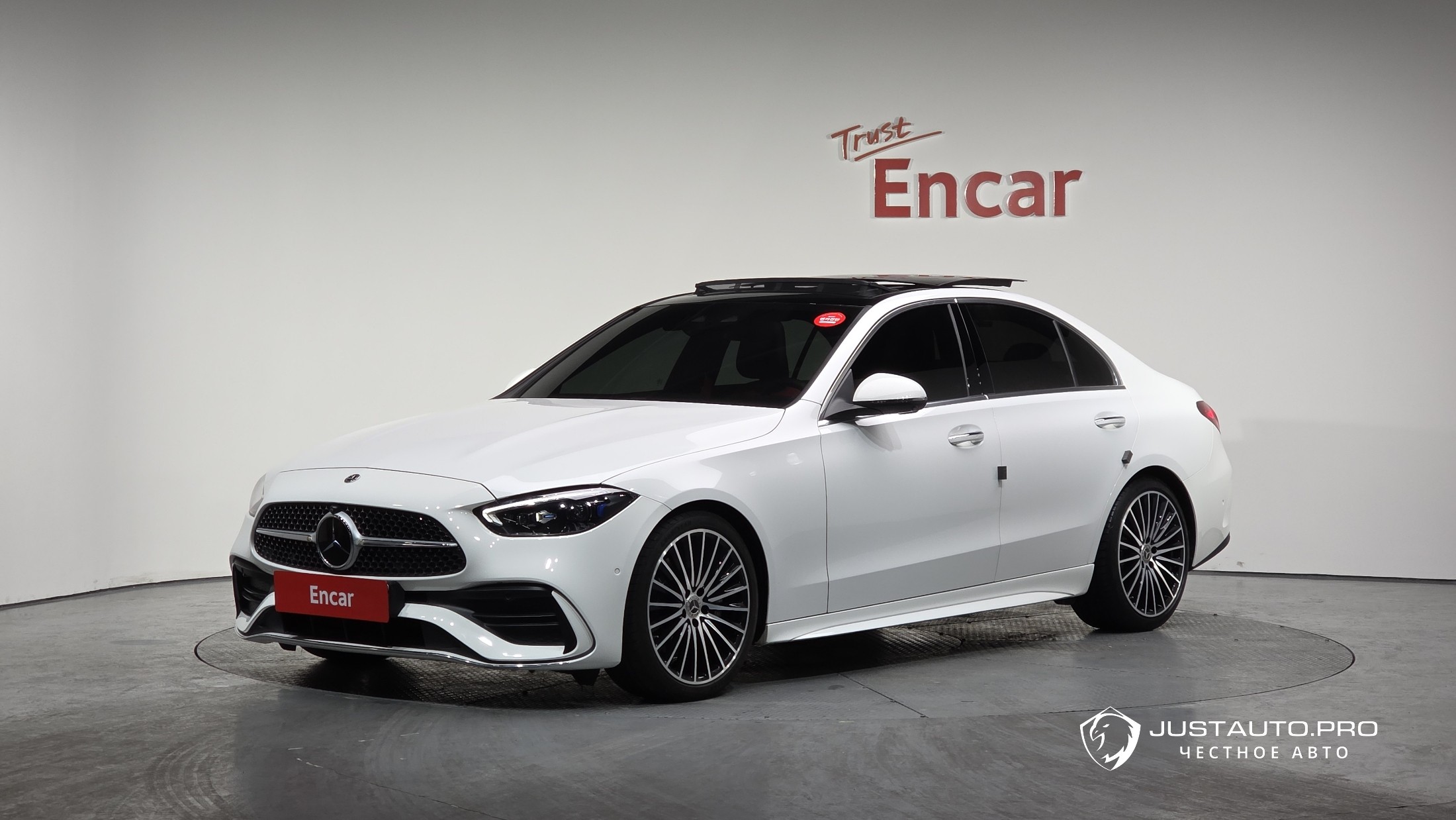 Автомобиль Mercedes-Benz C-Class