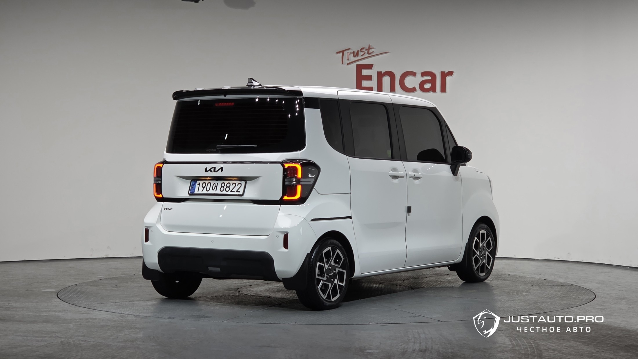 Автомобиль Kia RAY