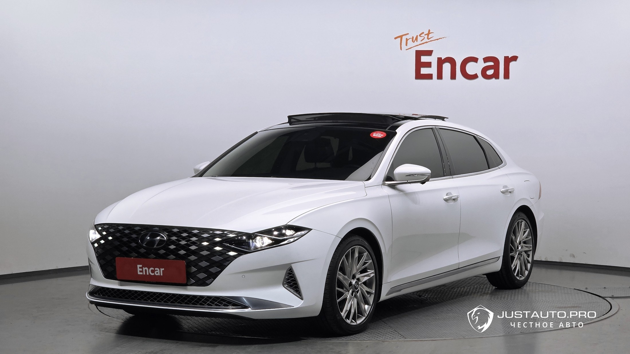 Автомобиль Hyundai Grandeur