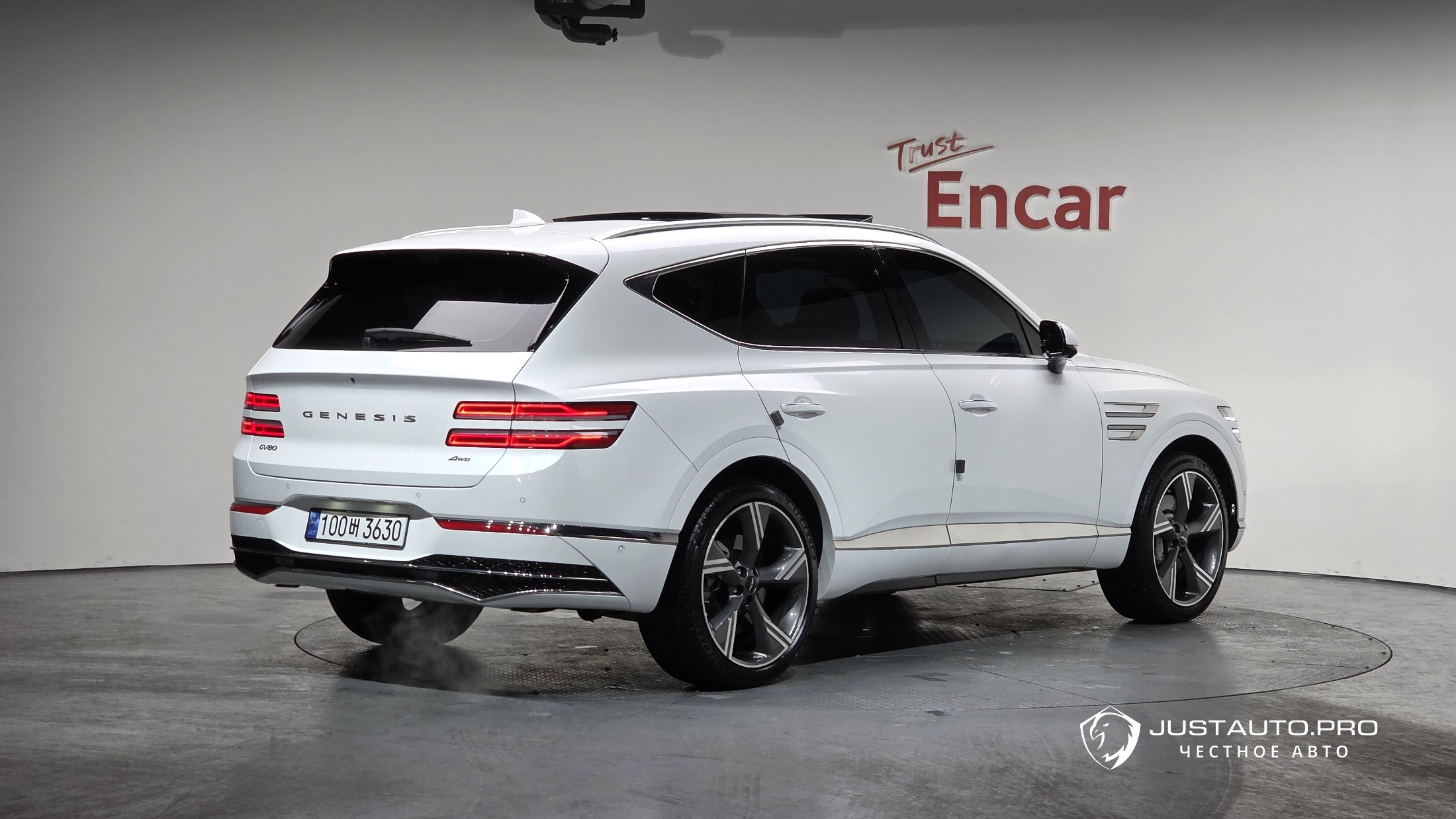 Автомобиль Genesis GV80