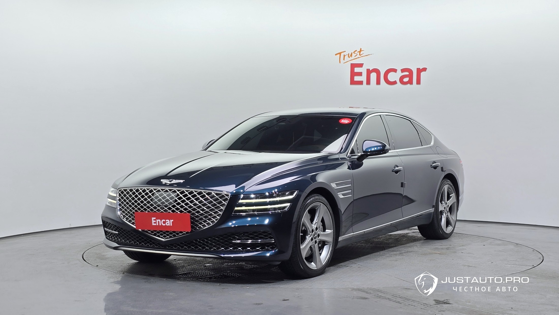 Автомобиль Genesis G80