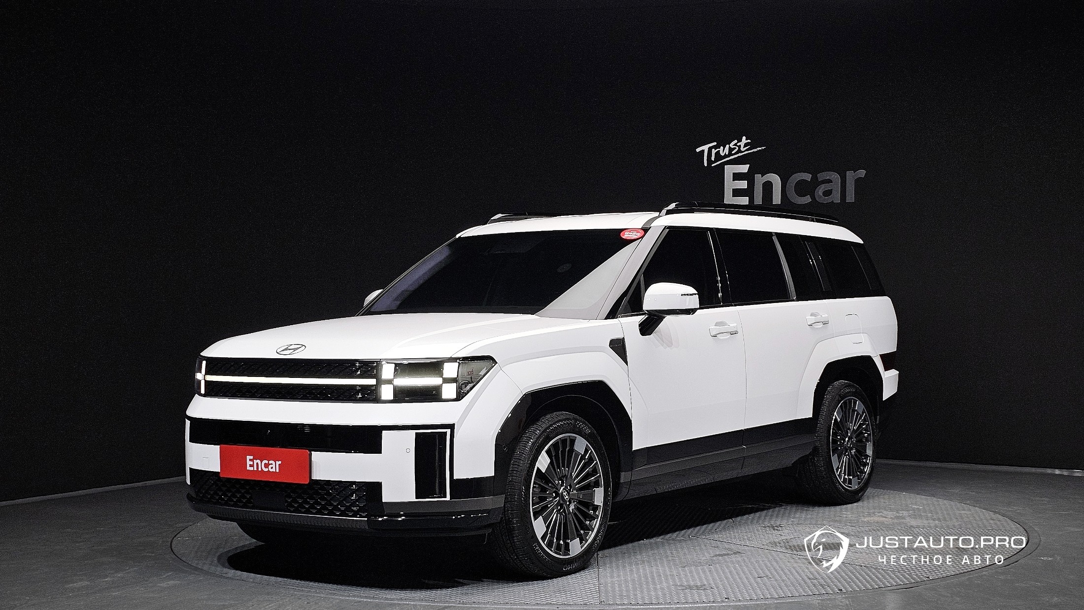 Автомобиль Hyundai Santafe