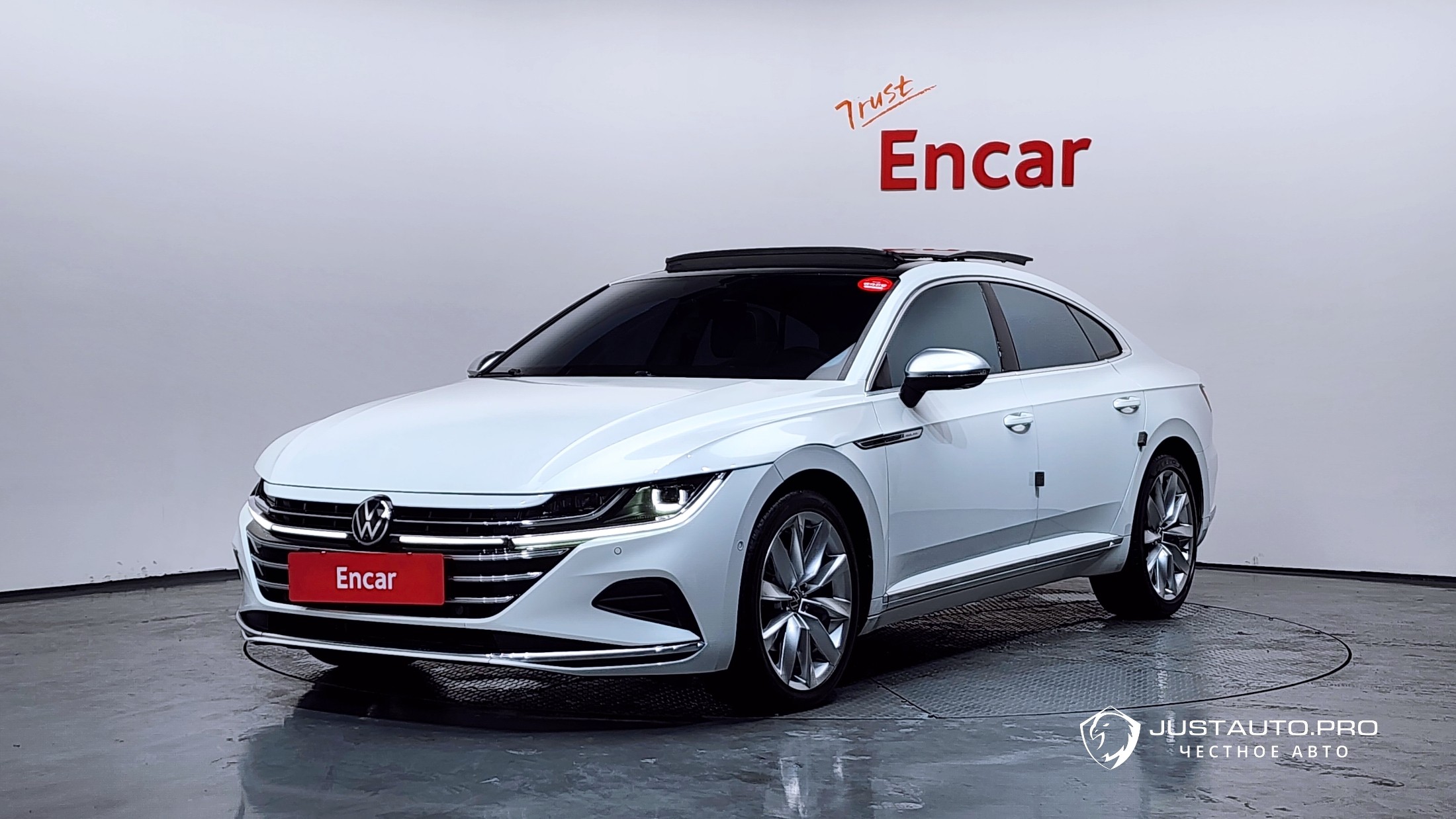 Автомобиль Volkswagen Arteon