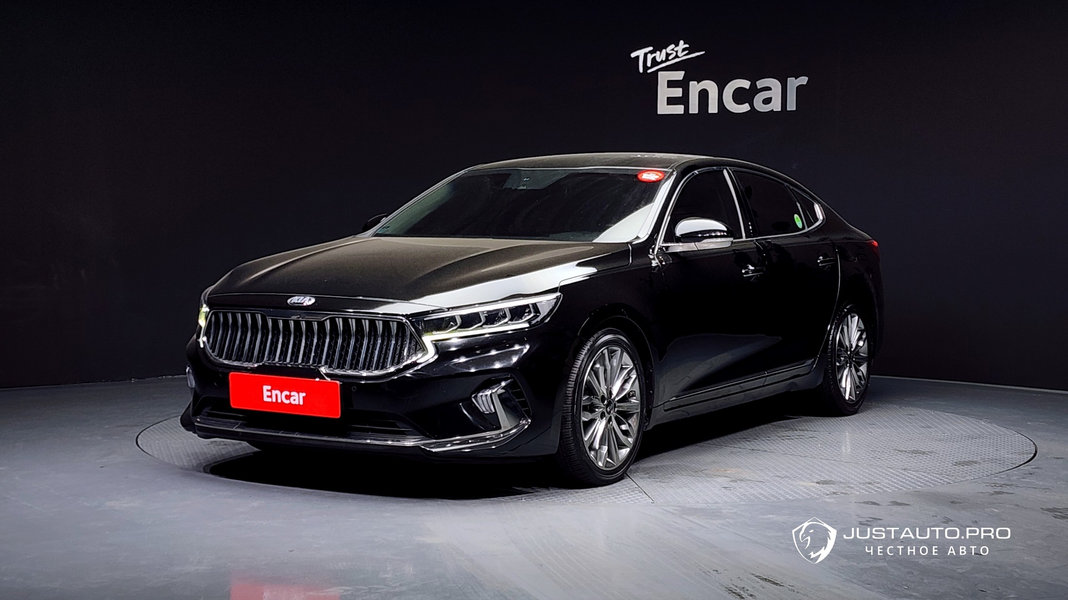 Автомобиль Kia K7