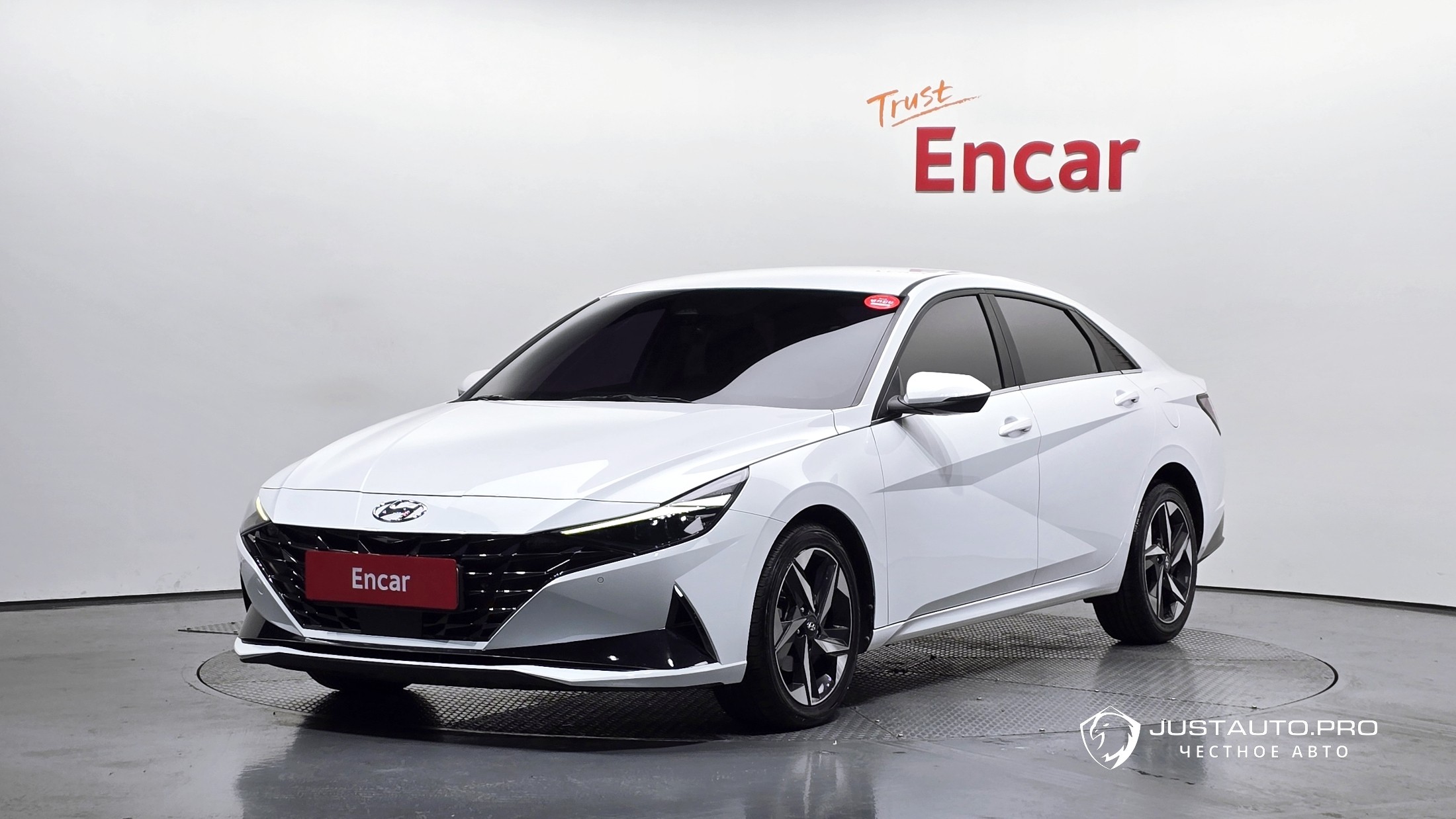 Автомобиль Hyundai AVANTE