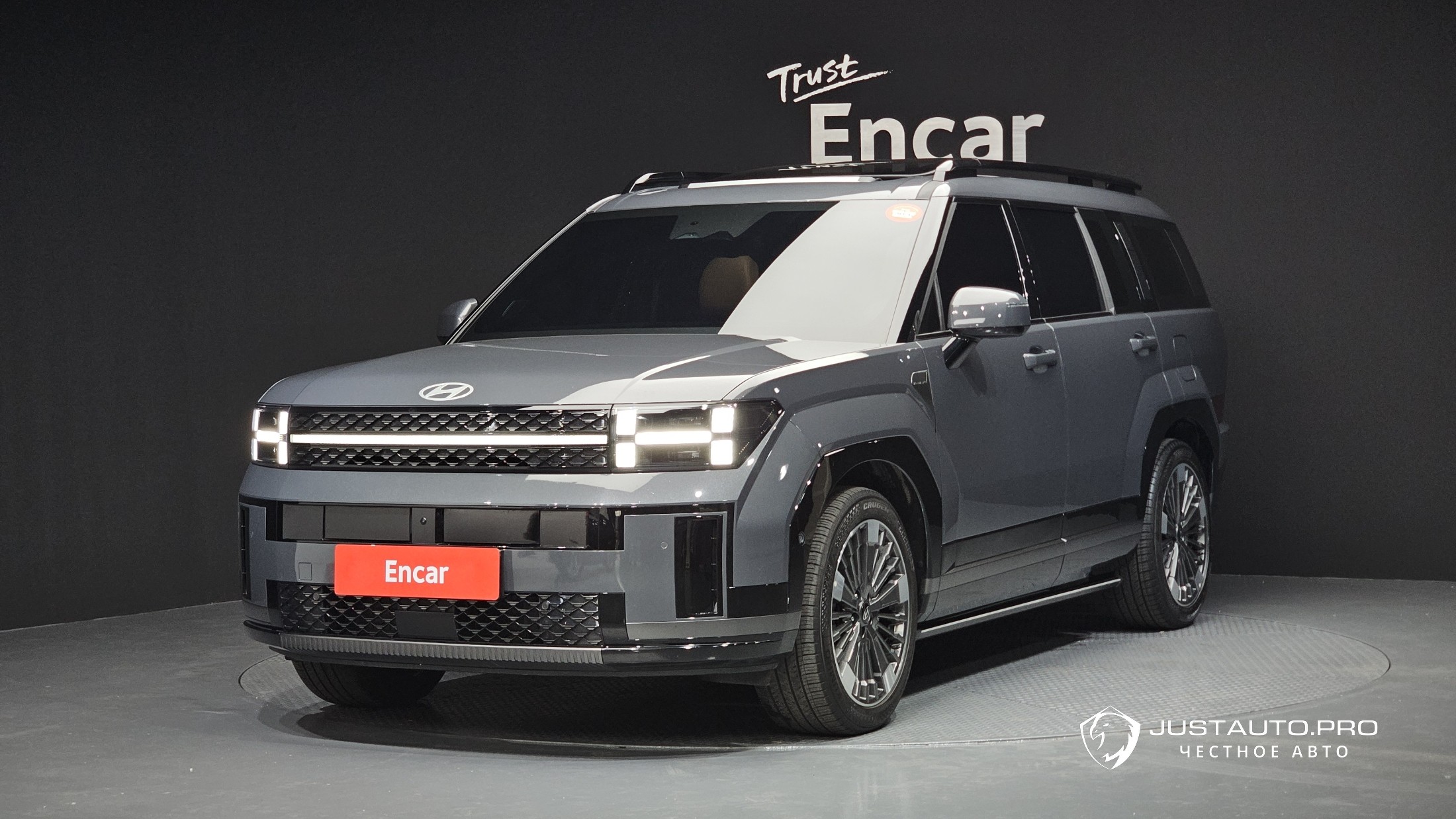 Автомобиль Hyundai Santafe