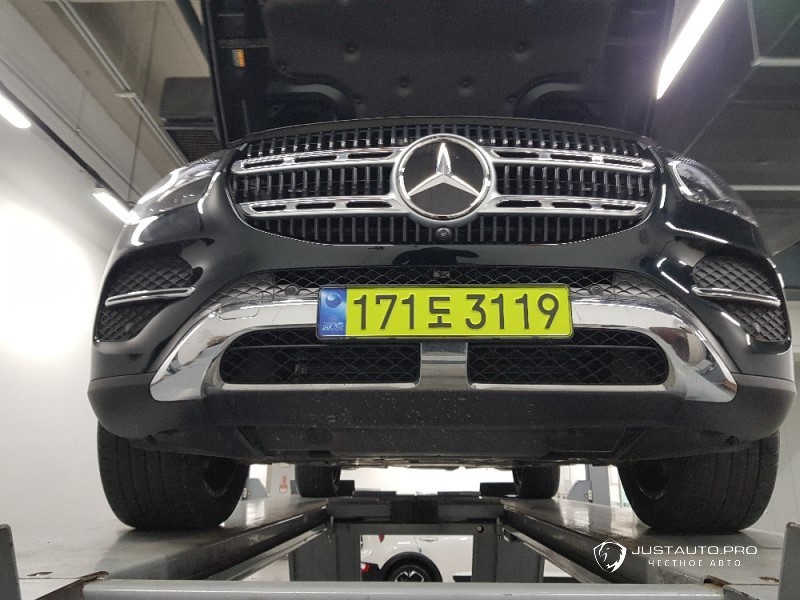 Автомобиль Mercedes-Benz GLE-Class