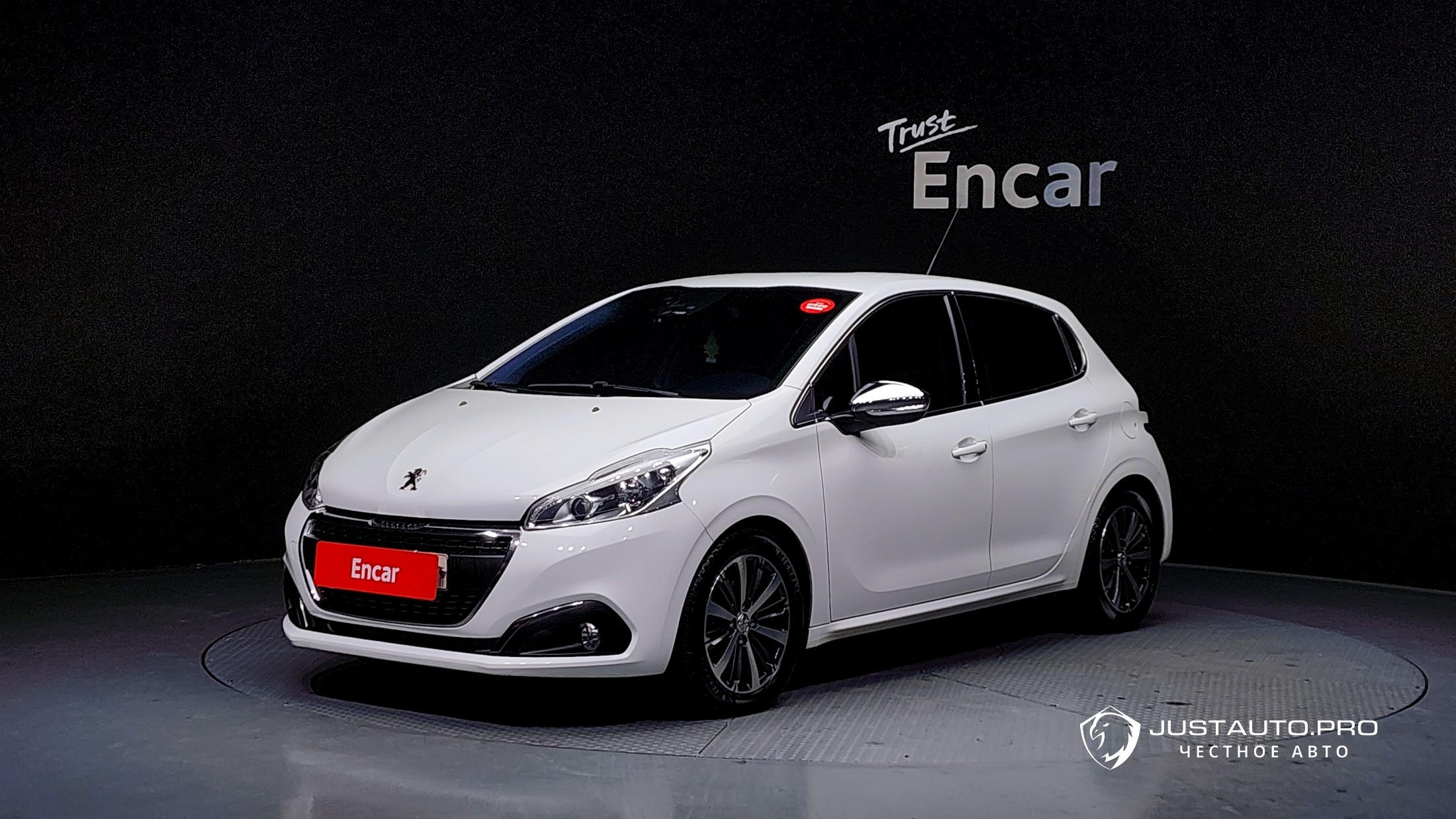 Автомобиль Peugeot 208