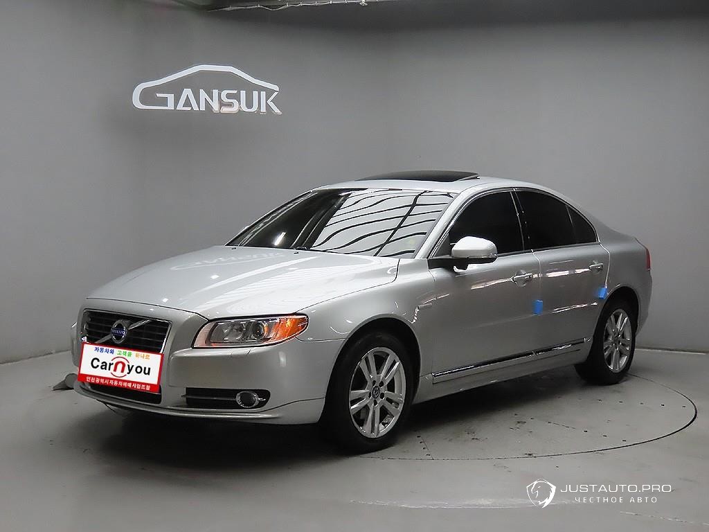 Автомобиль Volvo S80