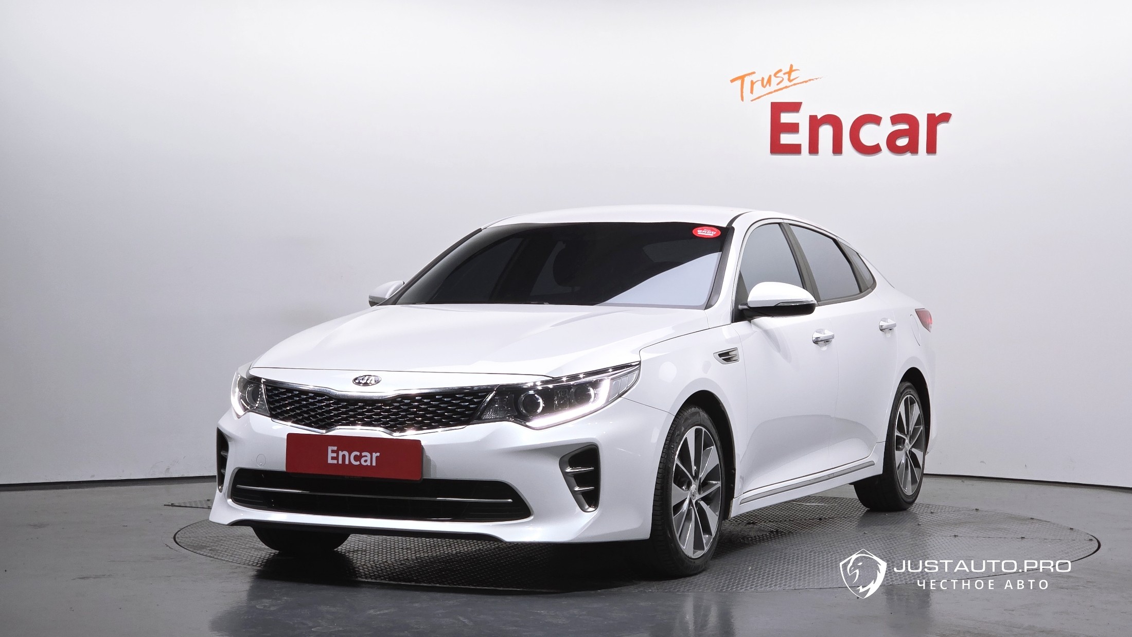 Автомобиль Kia K5