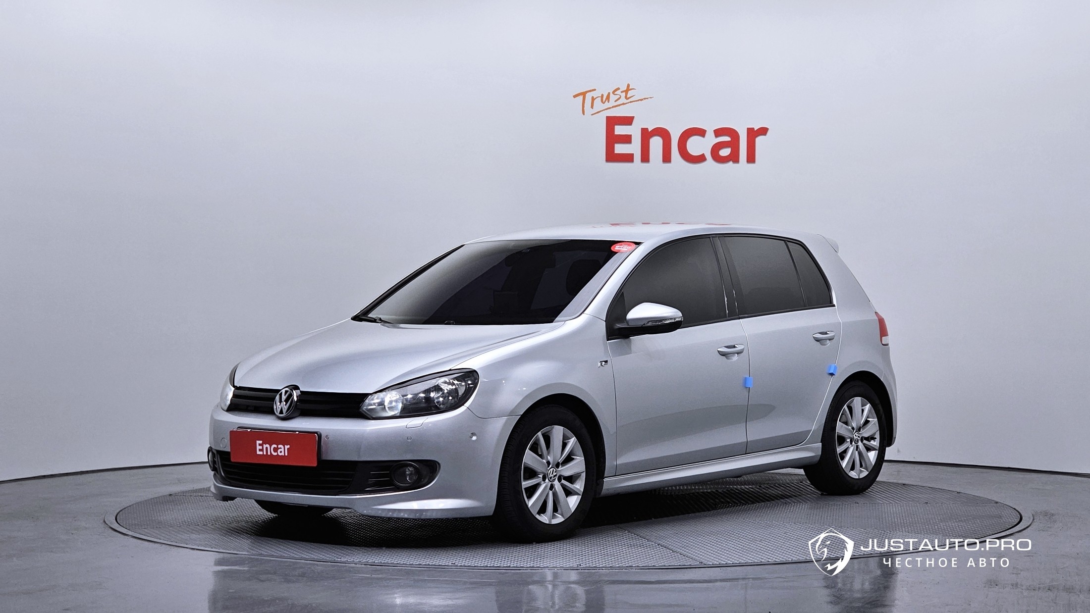 Автомобиль Volkswagen Golf