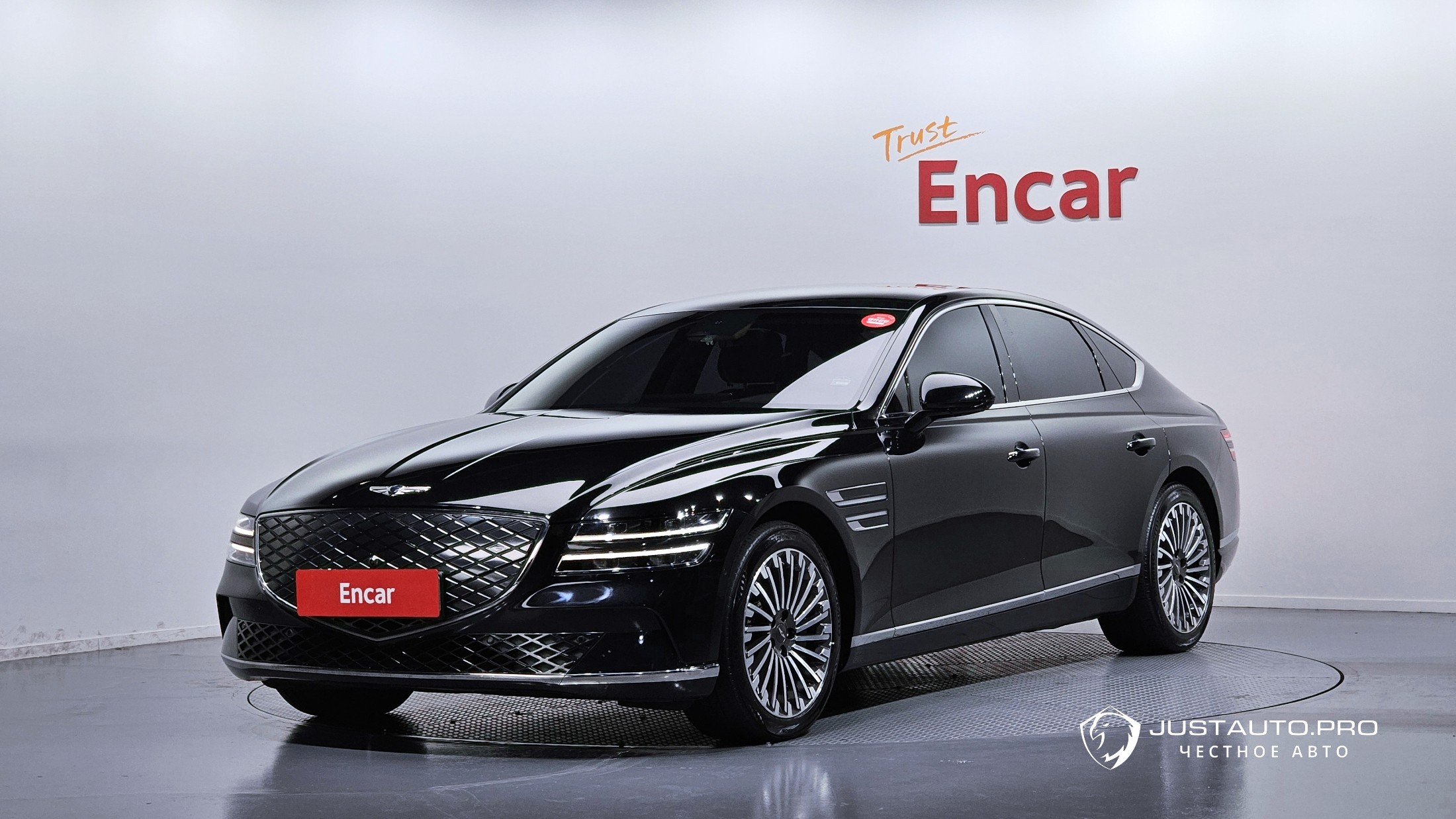 Автомобиль Genesis G80