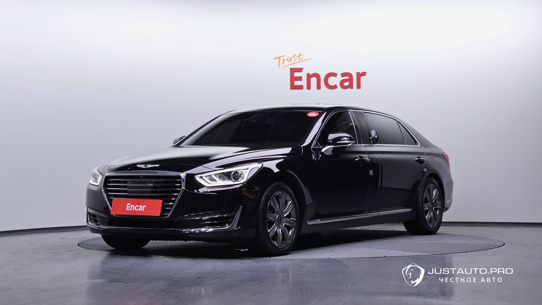 Автомобиль Genesis EQ900