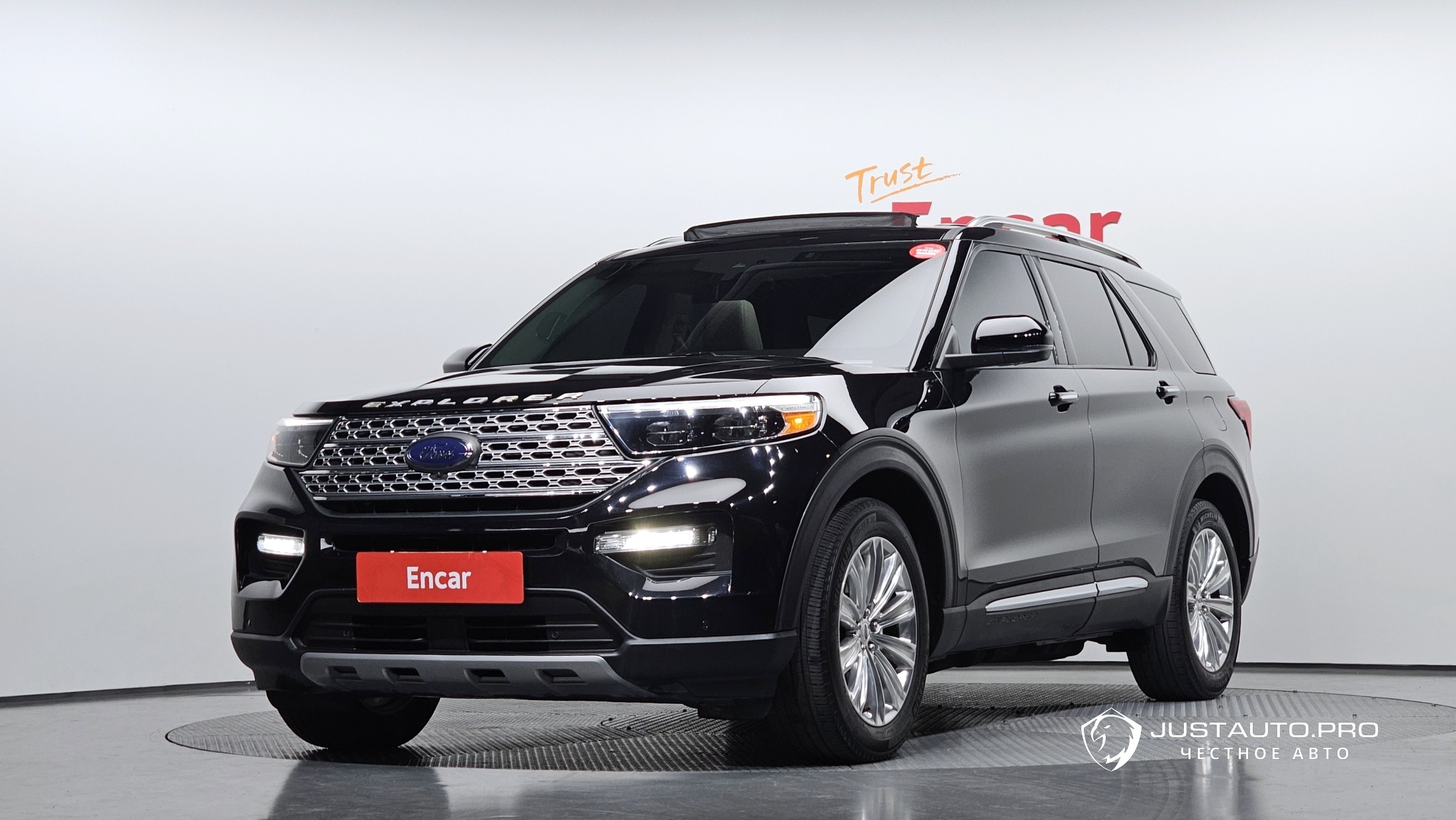 Автомобиль Ford Explorer