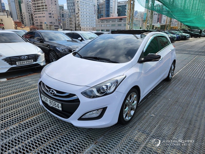 Автомобиль Hyundai i30