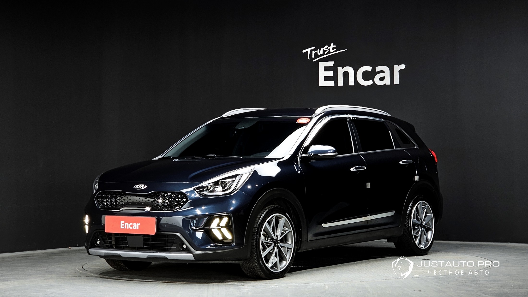 Автомобиль Kia Niro