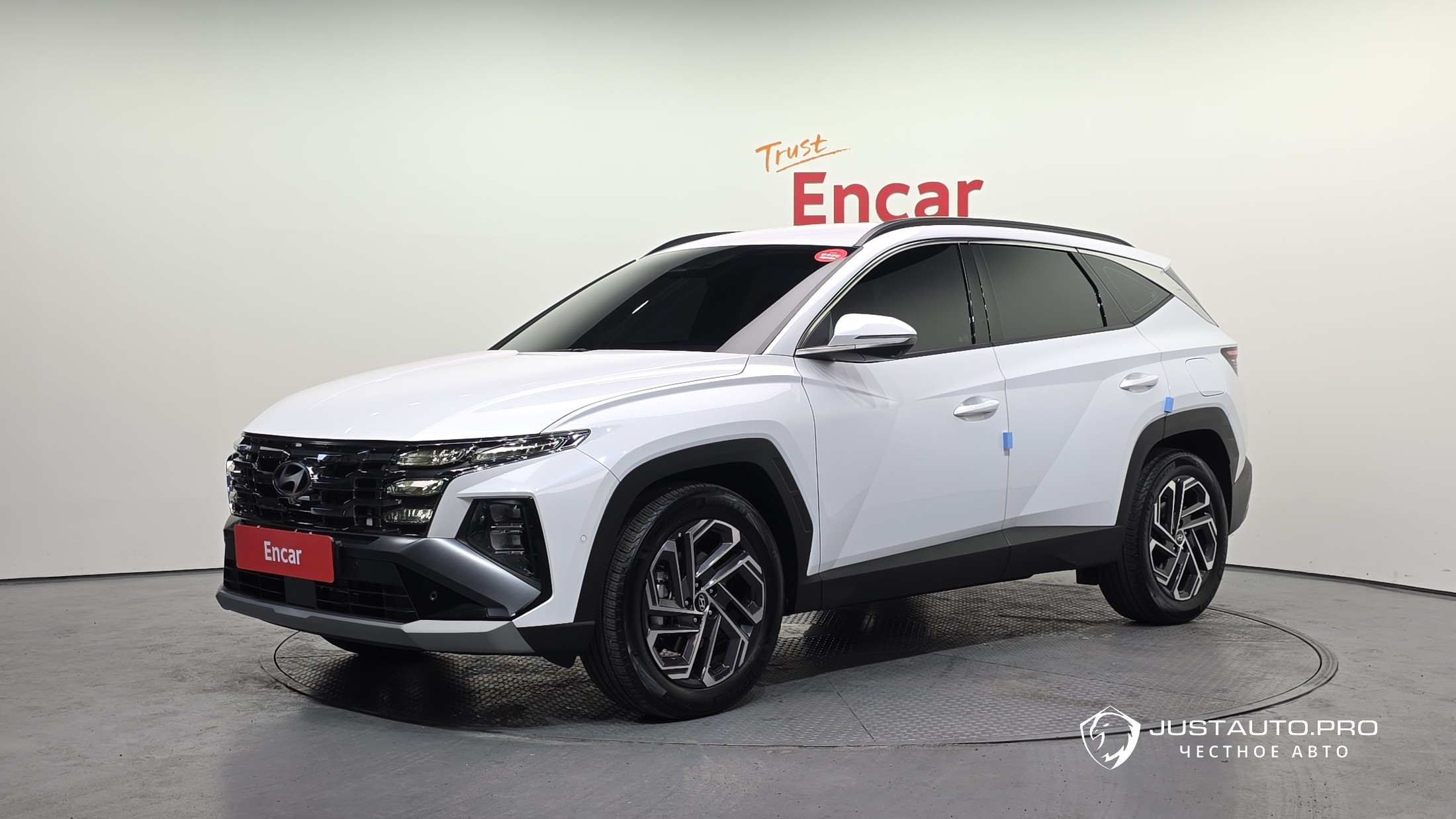 Автомобиль Hyundai Tucson