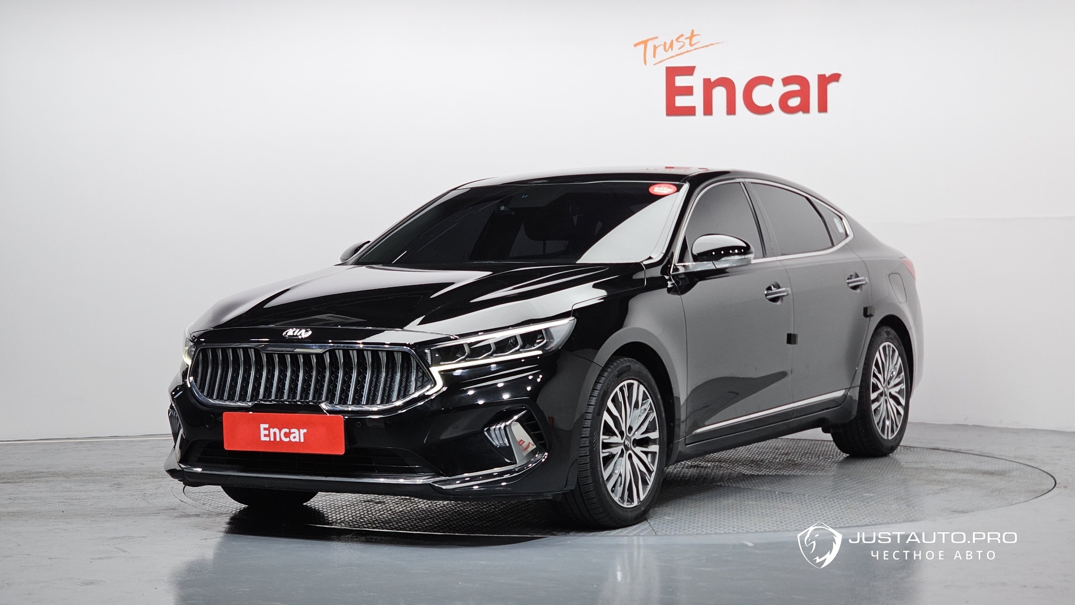 Автомобиль Kia K7