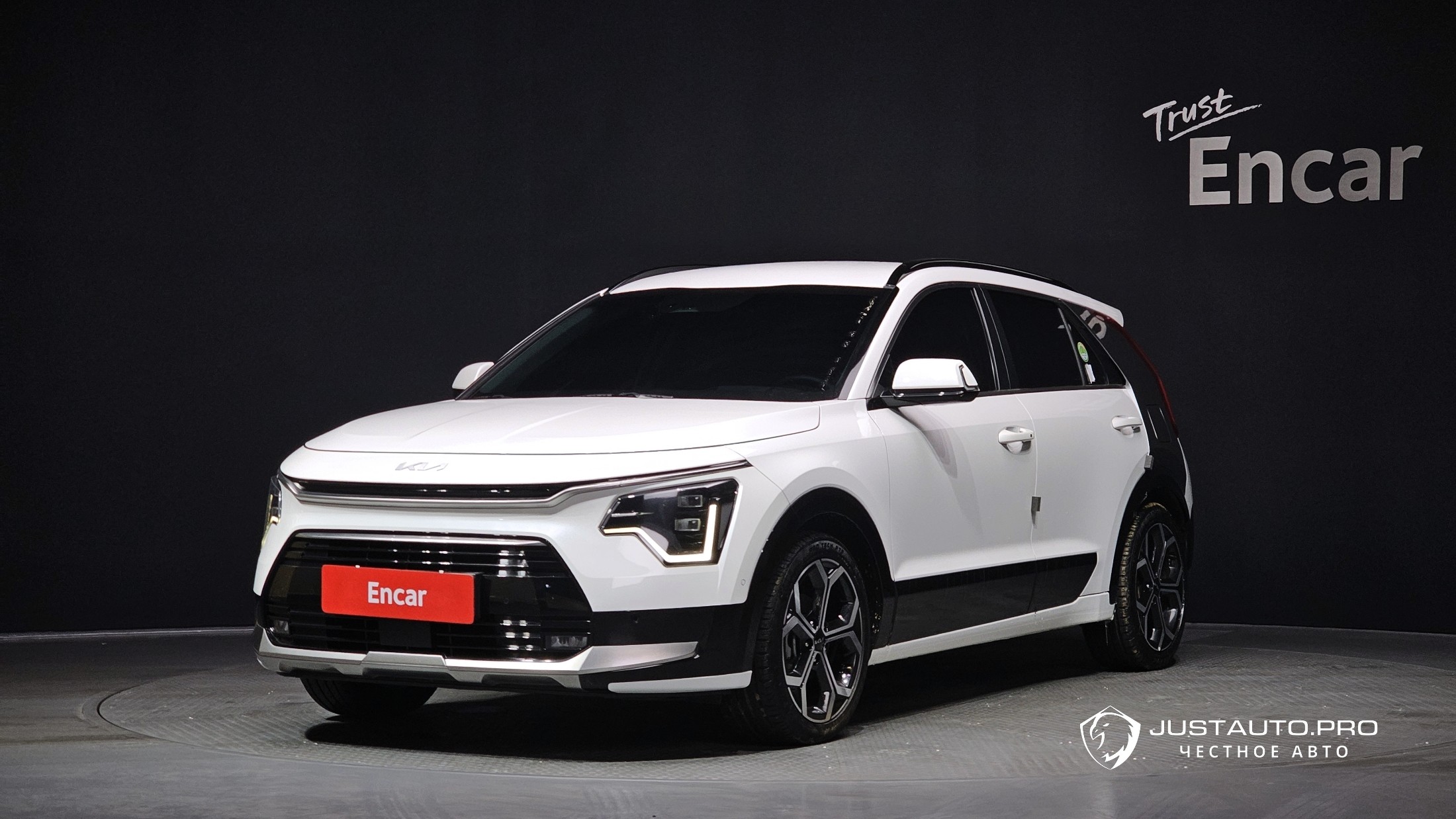 Автомобиль Kia Niro