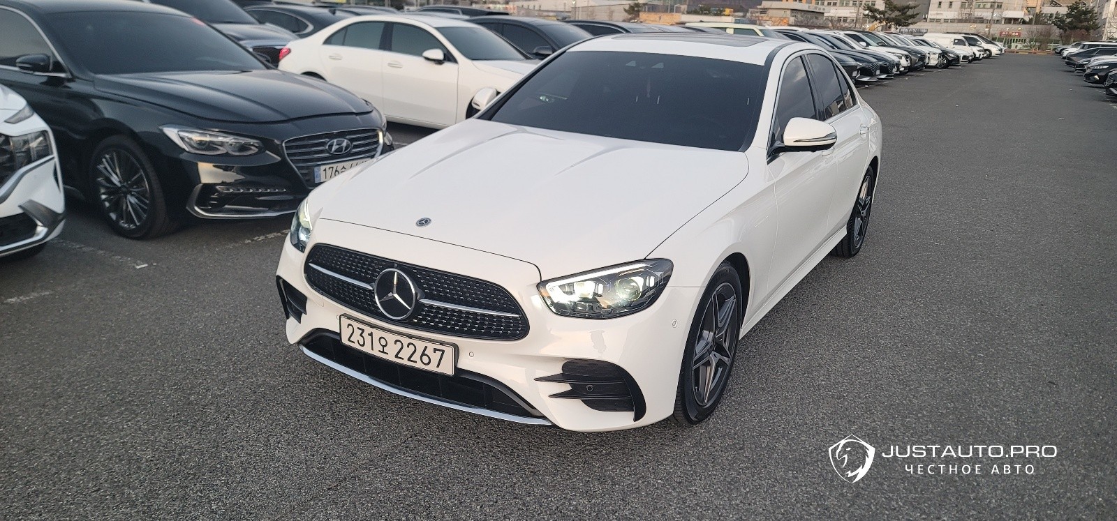 Автомобиль Mercedes-Benz E-Class