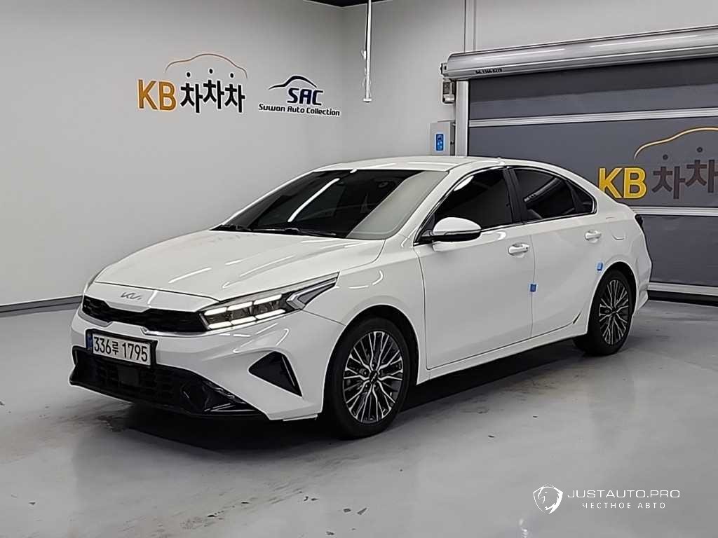 Автомобиль Kia K3