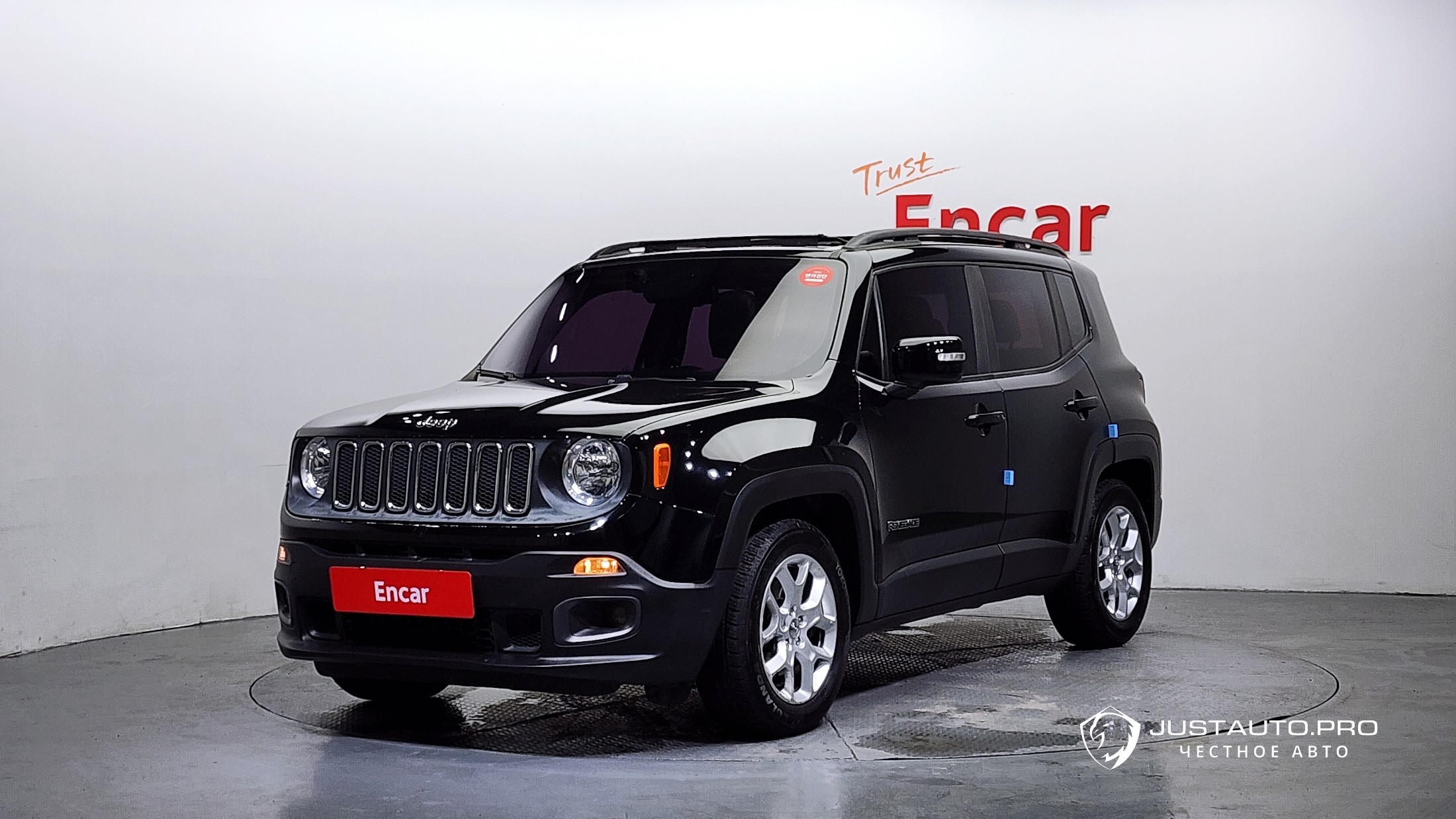 Автомобиль Jeep Renegade