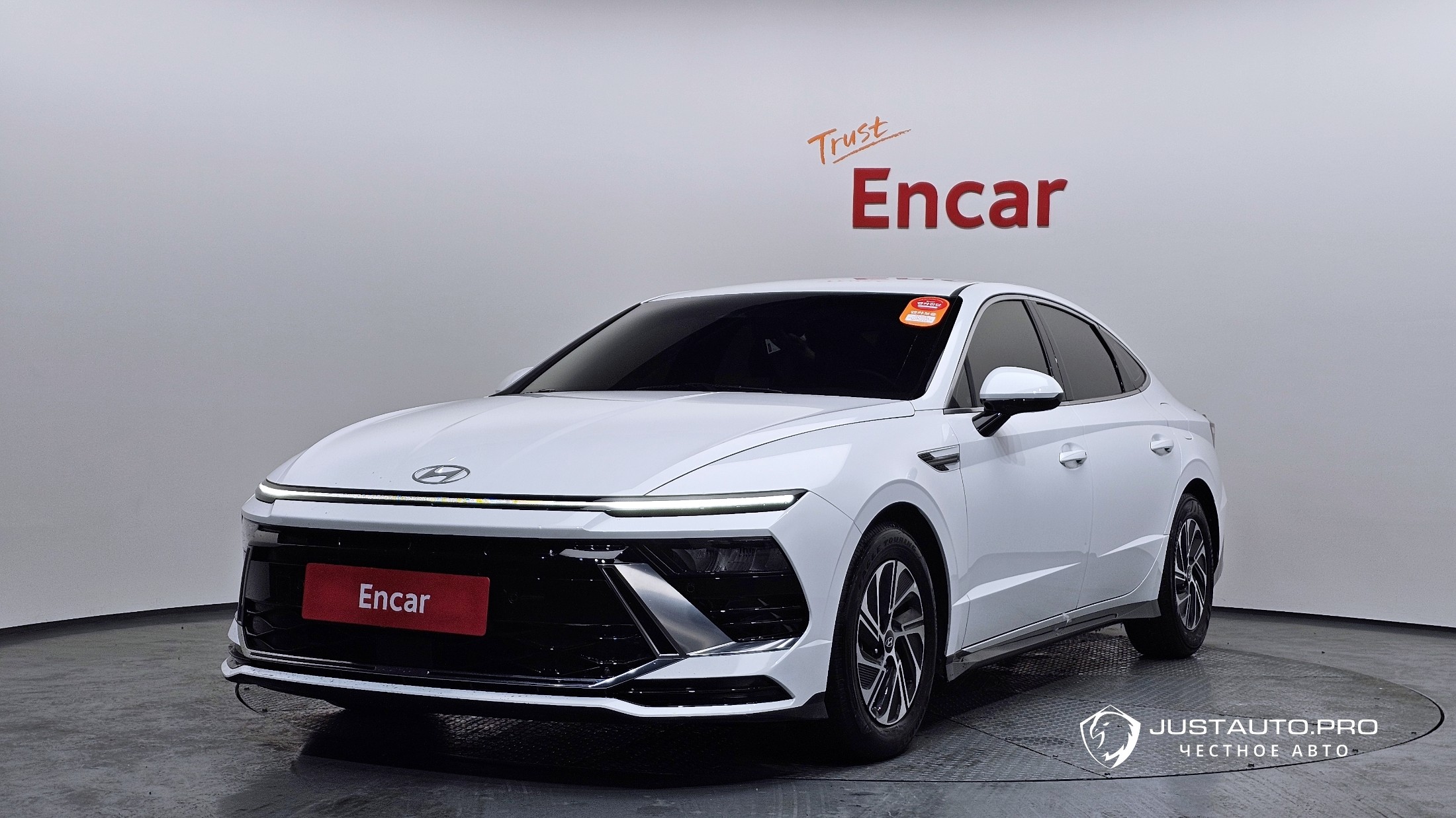 Автомобиль Hyundai Sonata