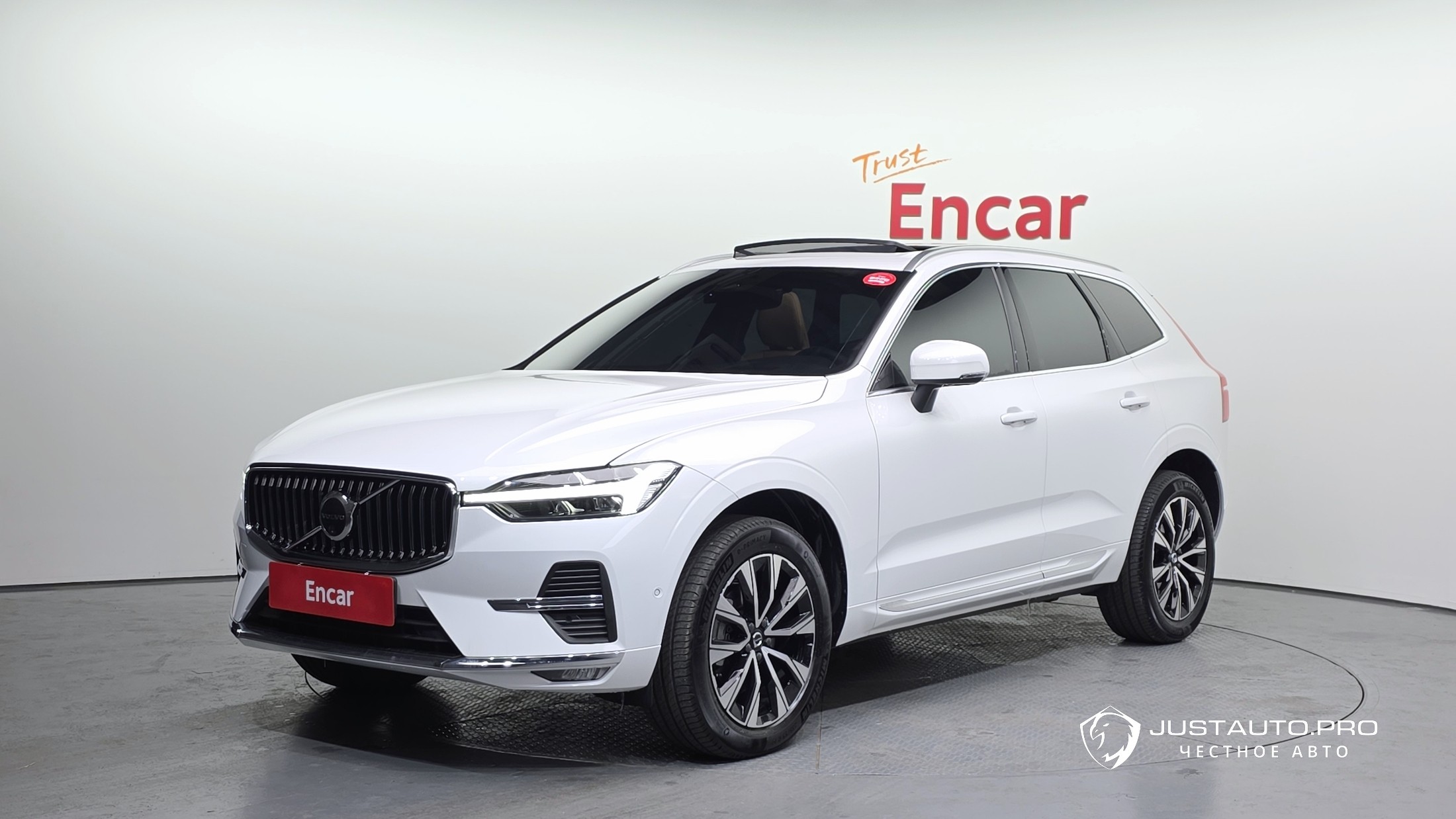 Автомобиль Volvo XC60