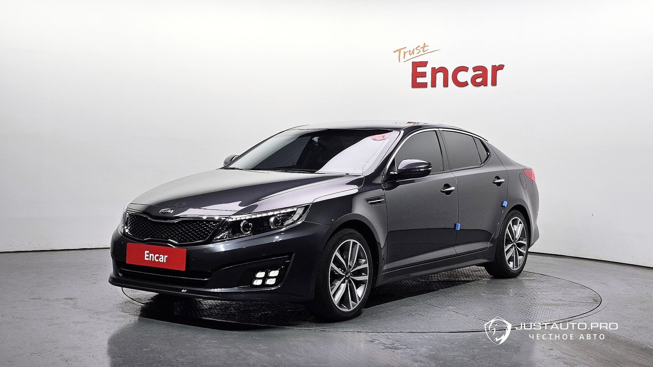 Автомобиль Kia K5