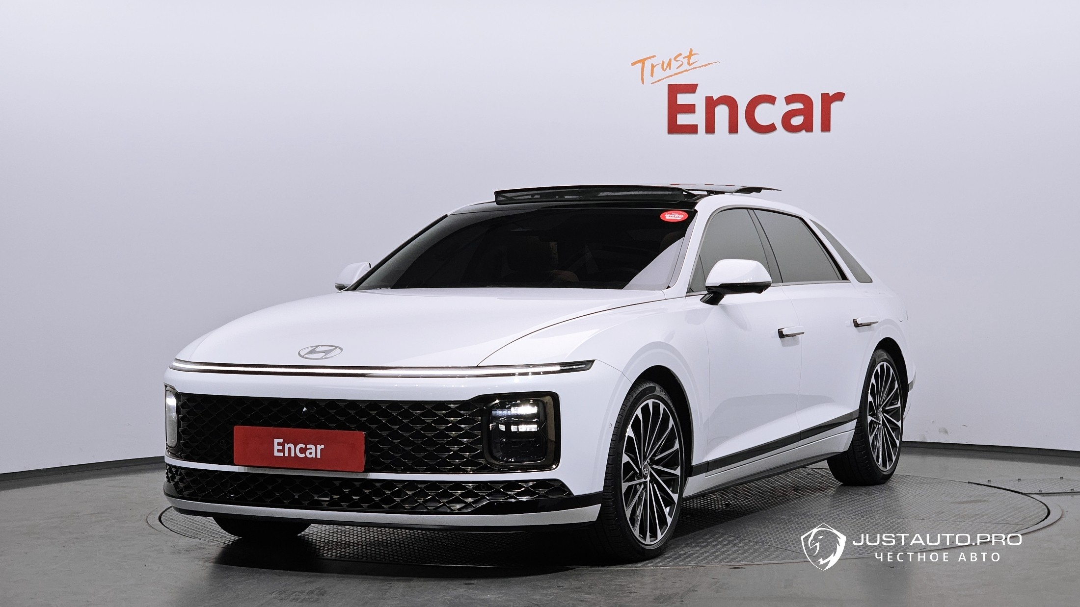 Автомобиль Hyundai Grandeur