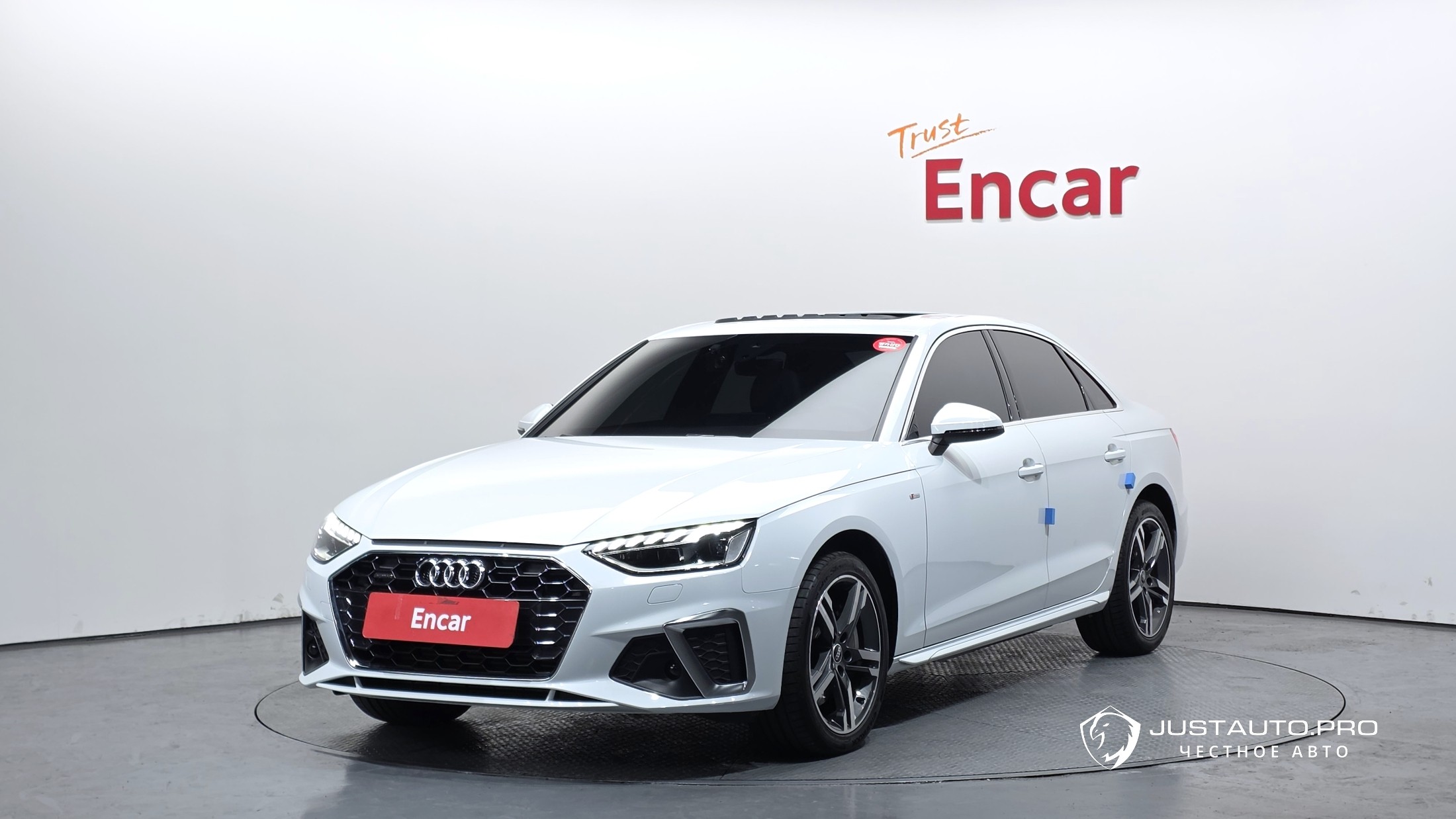 Автомобиль Audi A4